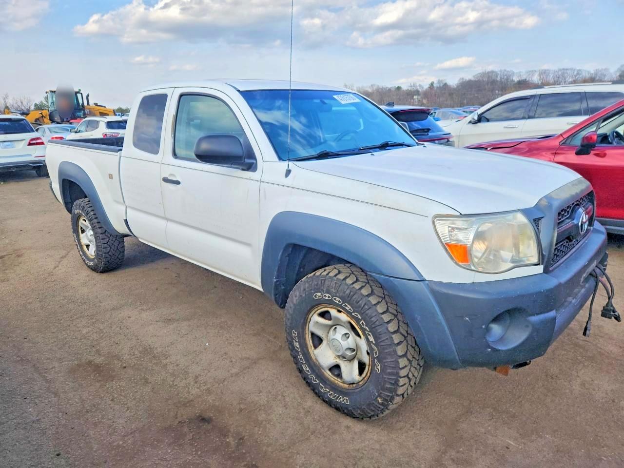 2011 Toyota Tacoma Access Cab White vin: 5TFUX4EN4BX003356
