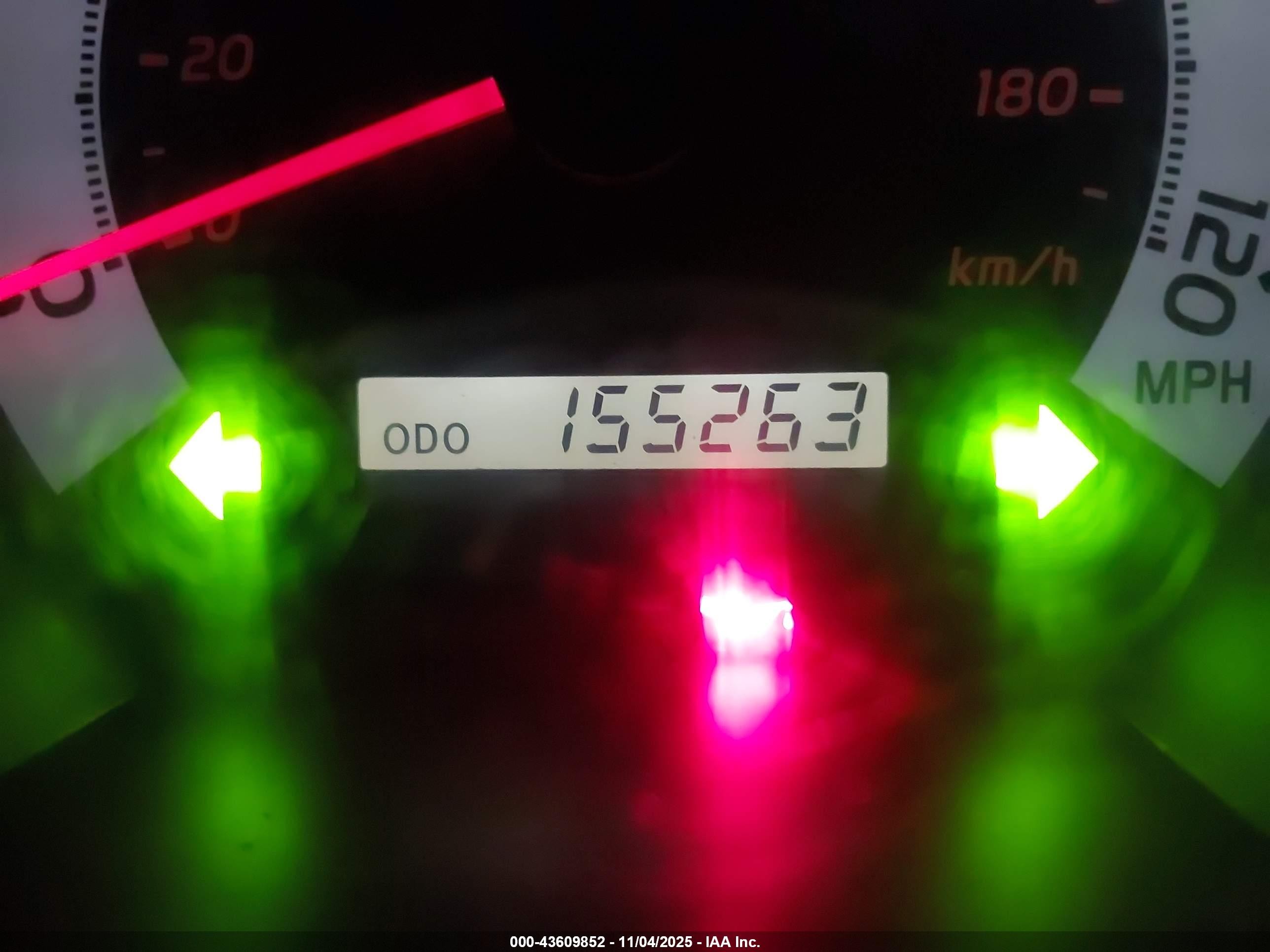 2013 Toyota Tacoma   Silver vin: 5TFUX4EN4DX018202