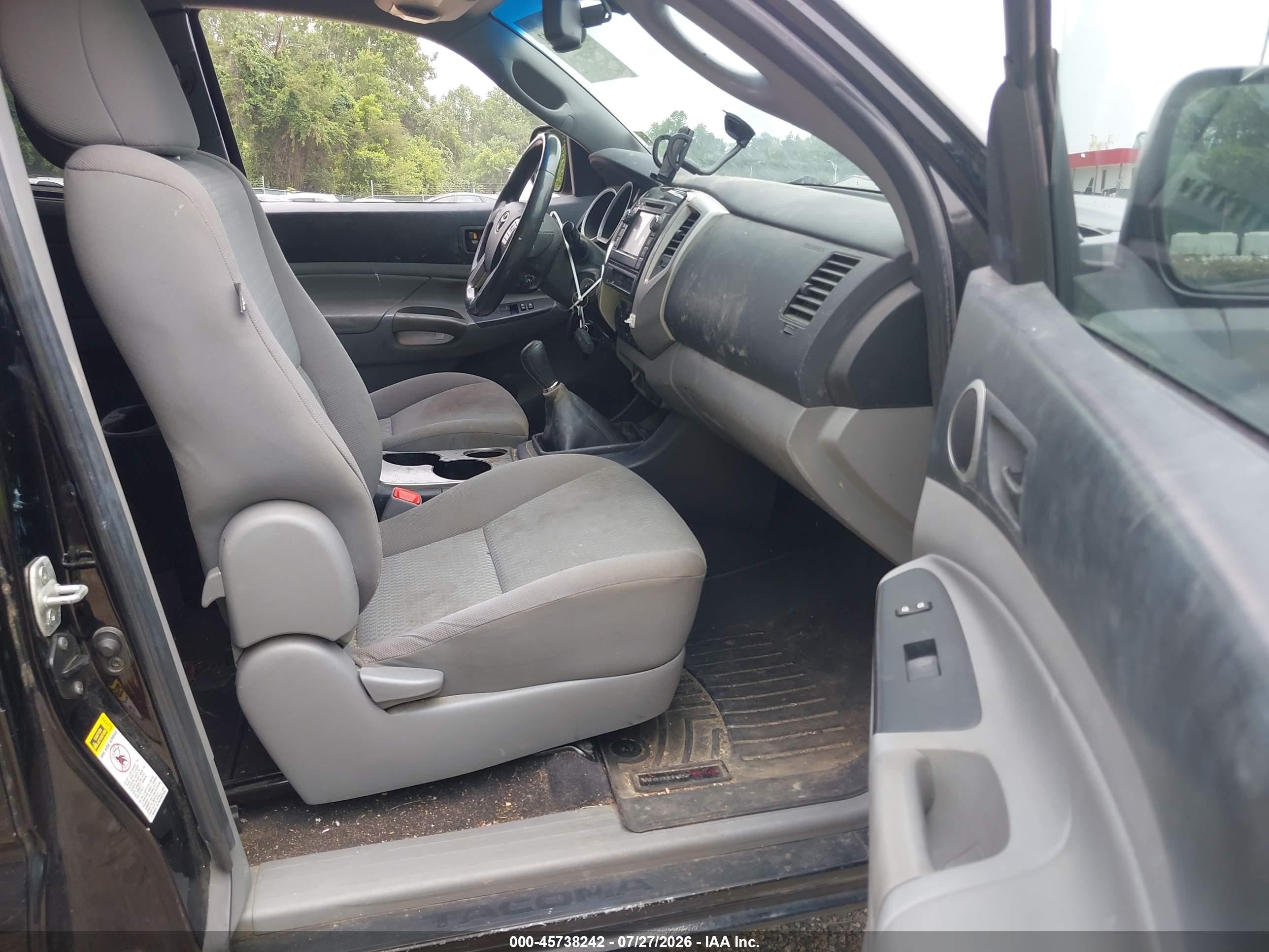 2013 Toyota Tacoma   Black vin: 5TFUX4EN4DX022475
