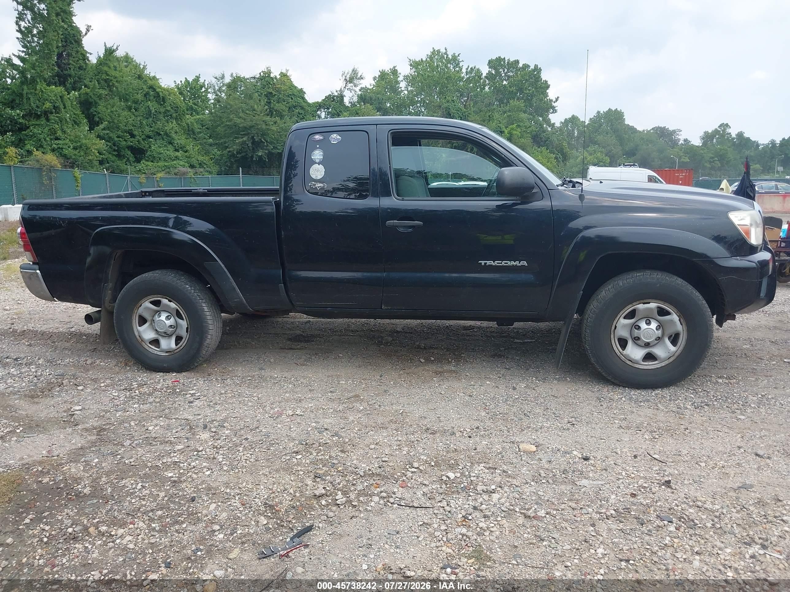 2013 Toyota Tacoma   Black vin: 5TFUX4EN4DX022475