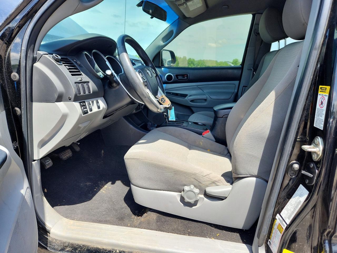 2014 Toyota Tacoma Access Cab Black vin: 5TFUX4EN4EX029105