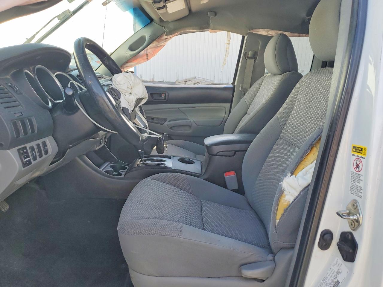 2015 Toyota Tacoma White vin: 5TFUX4EN4FX032264