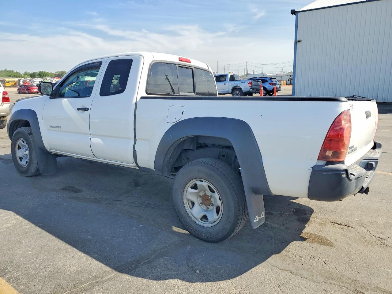 2015 Toyota Tacoma White vin: 5TFUX4EN4FX032264
