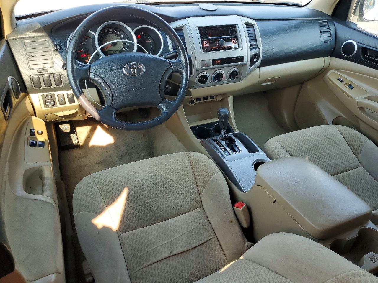 2011 Toyota Tacoma Base White vin: 5TFUX4EN5BX003222