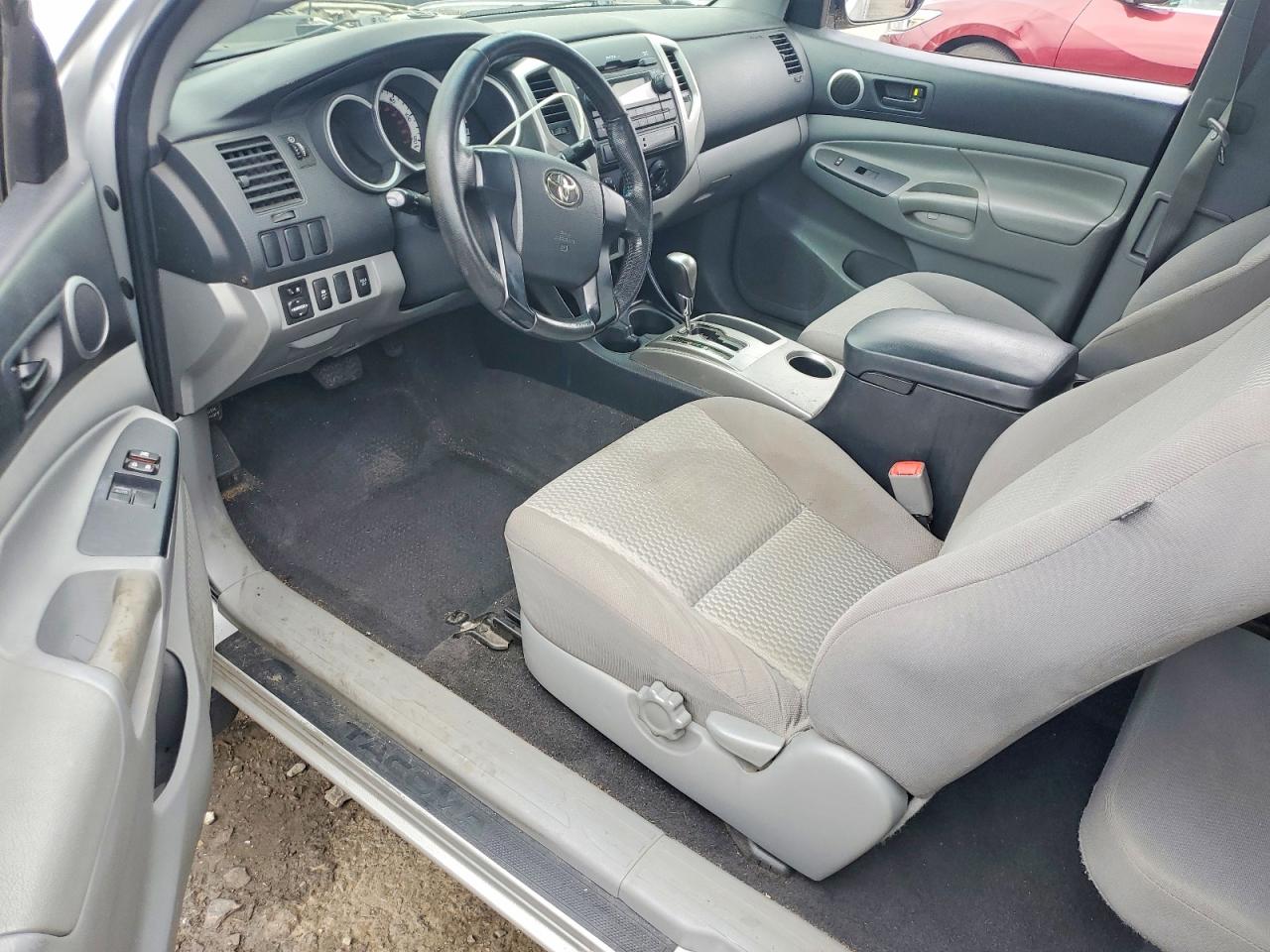 2012 Toyota Tacoma Access Cab Silver vin: 5TFUX4EN5CX010852