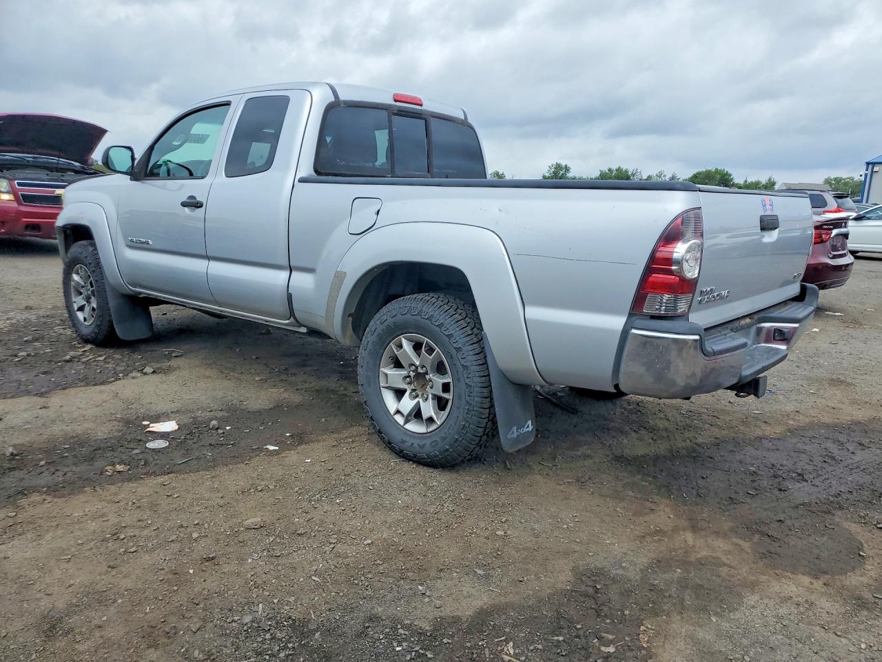 2012 Toyota Tacoma Access Cab Silver vin: 5TFUX4EN5CX010852