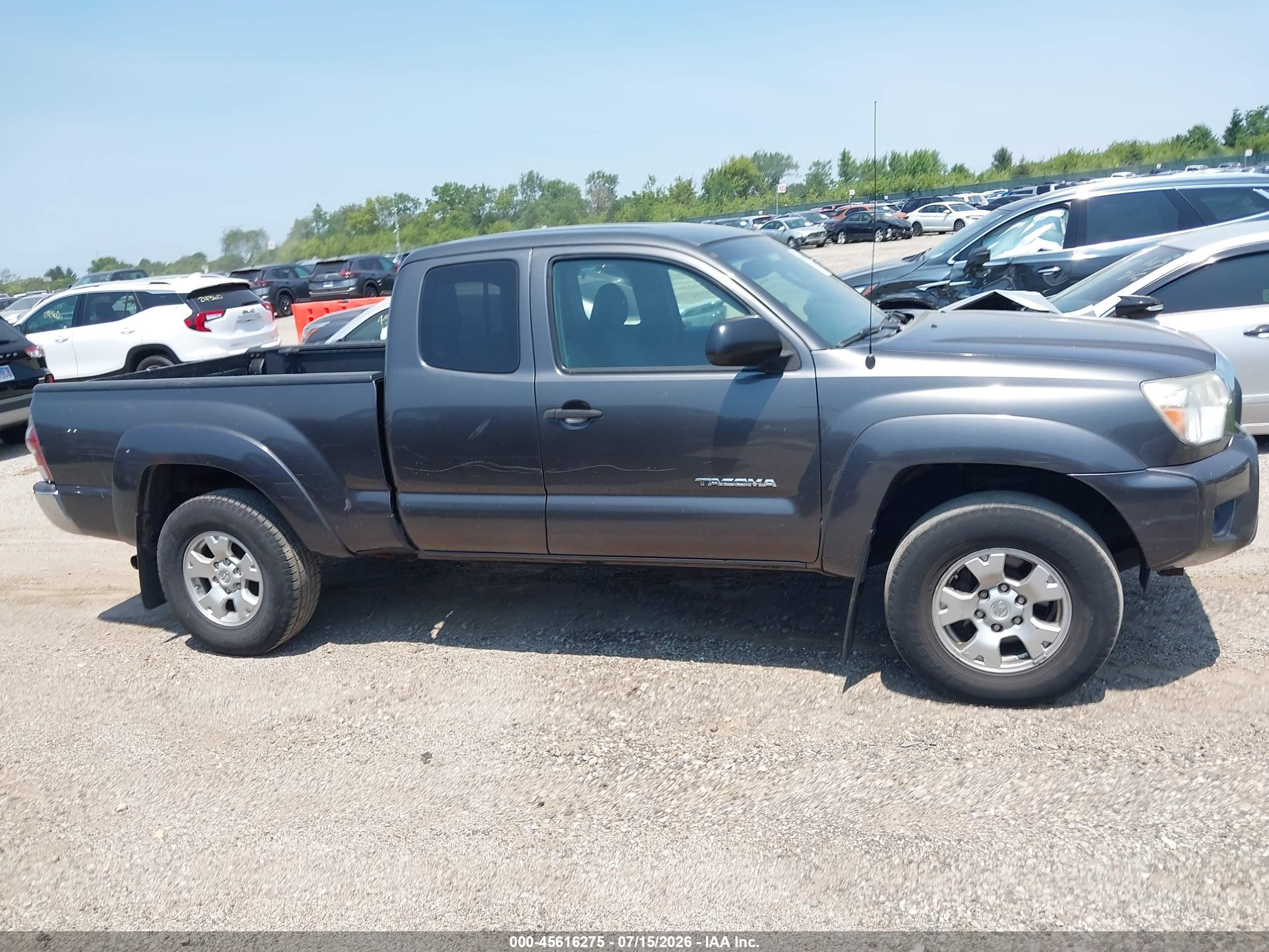 2013 Toyota Tacoma   Gray vin: 5TFUX4EN5DX017656