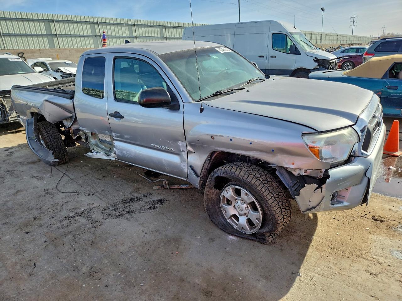 2015 Toyota Tacoma Access Cab Silver vin: 5TFUX4EN5FX033021