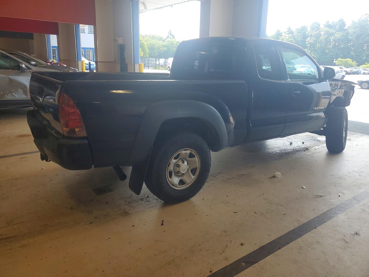 2015 Toyota Tacoma Base Черный vin: 5TFUX4EN5FX037859