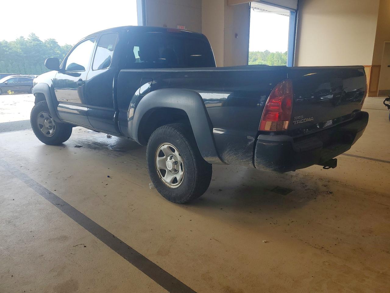 2015 Toyota Tacoma Base Черный vin: 5TFUX4EN5FX037859