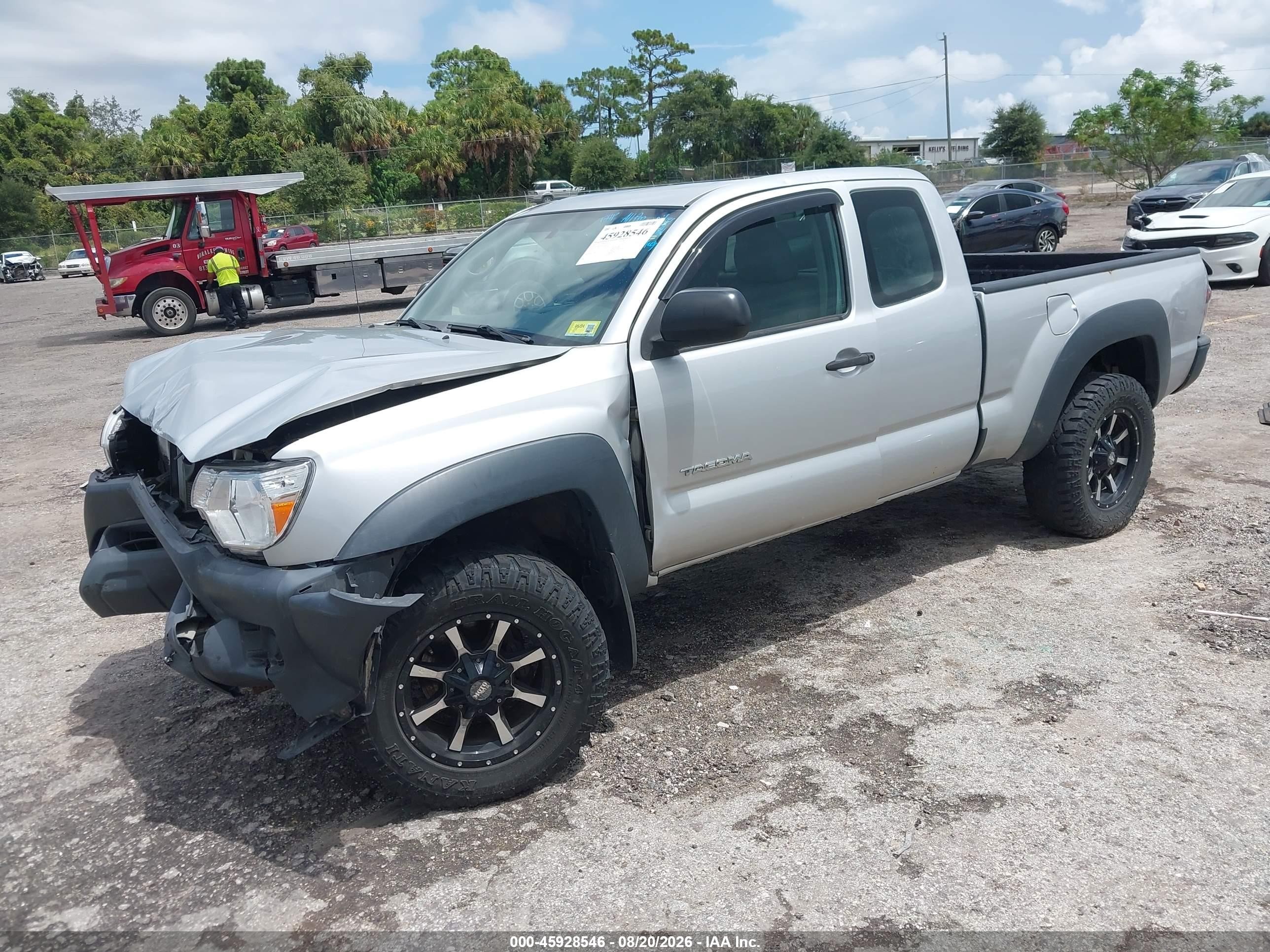 2012 Toyota Tacoma   Silver vin: 5TFUX4EN6CX016207