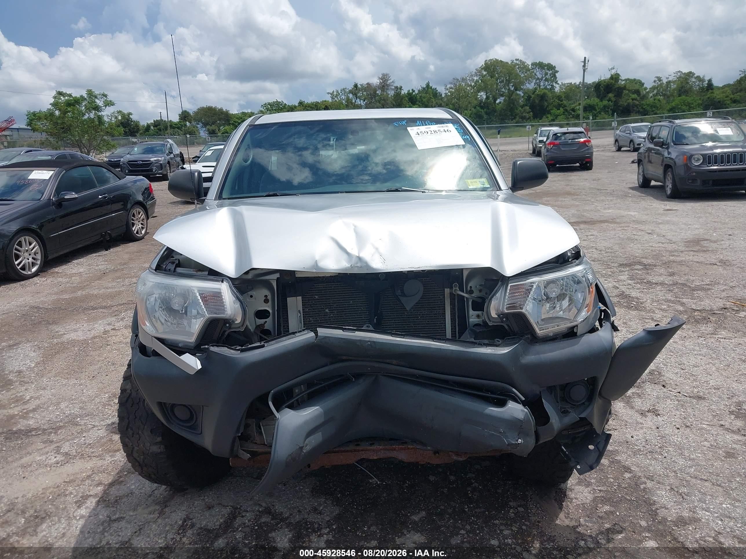 2012 Toyota Tacoma   Silver vin: 5TFUX4EN6CX016207
