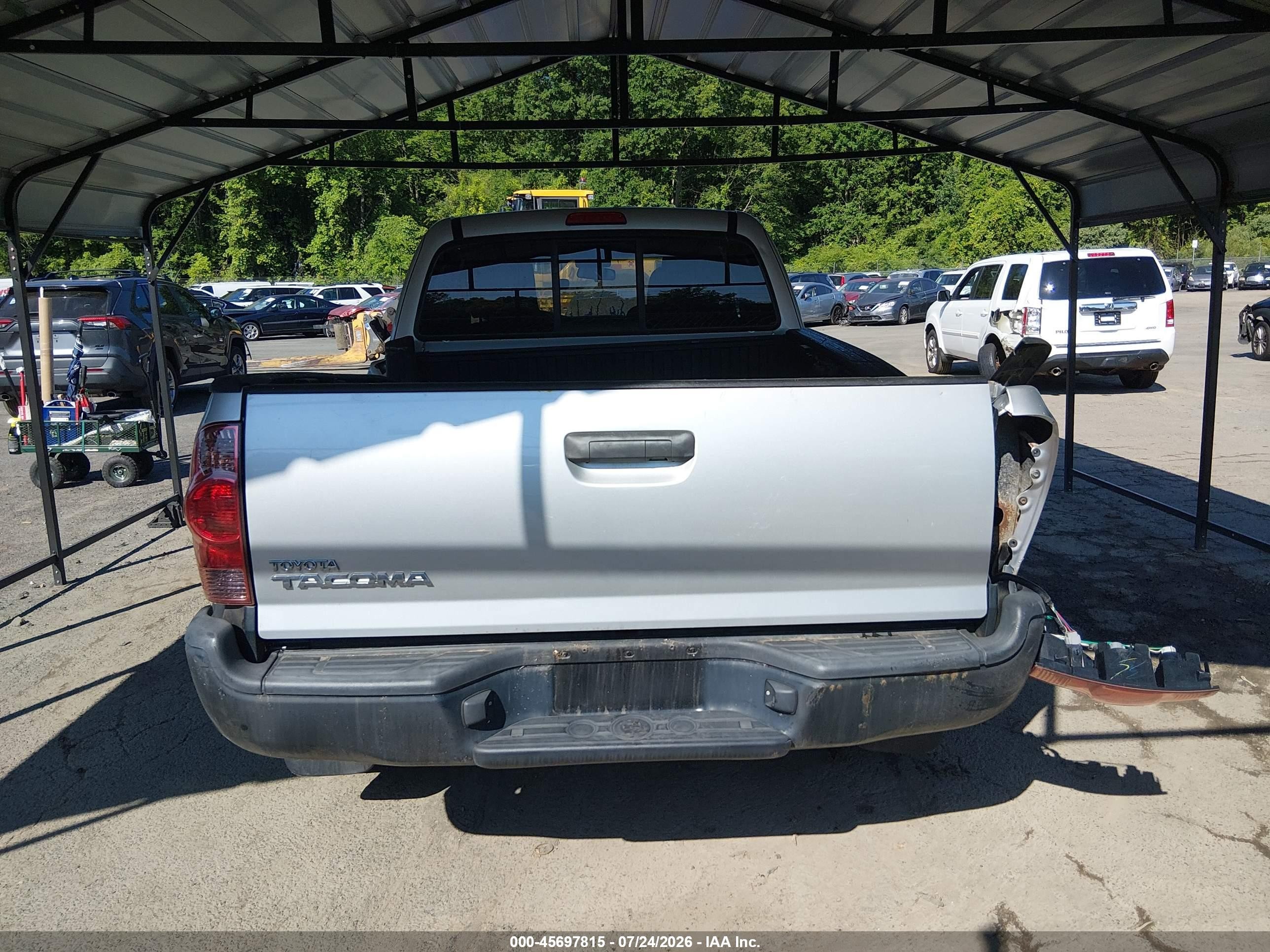 2013 Toyota Tacoma   Gray vin: 5TFUX4EN6DX022946
