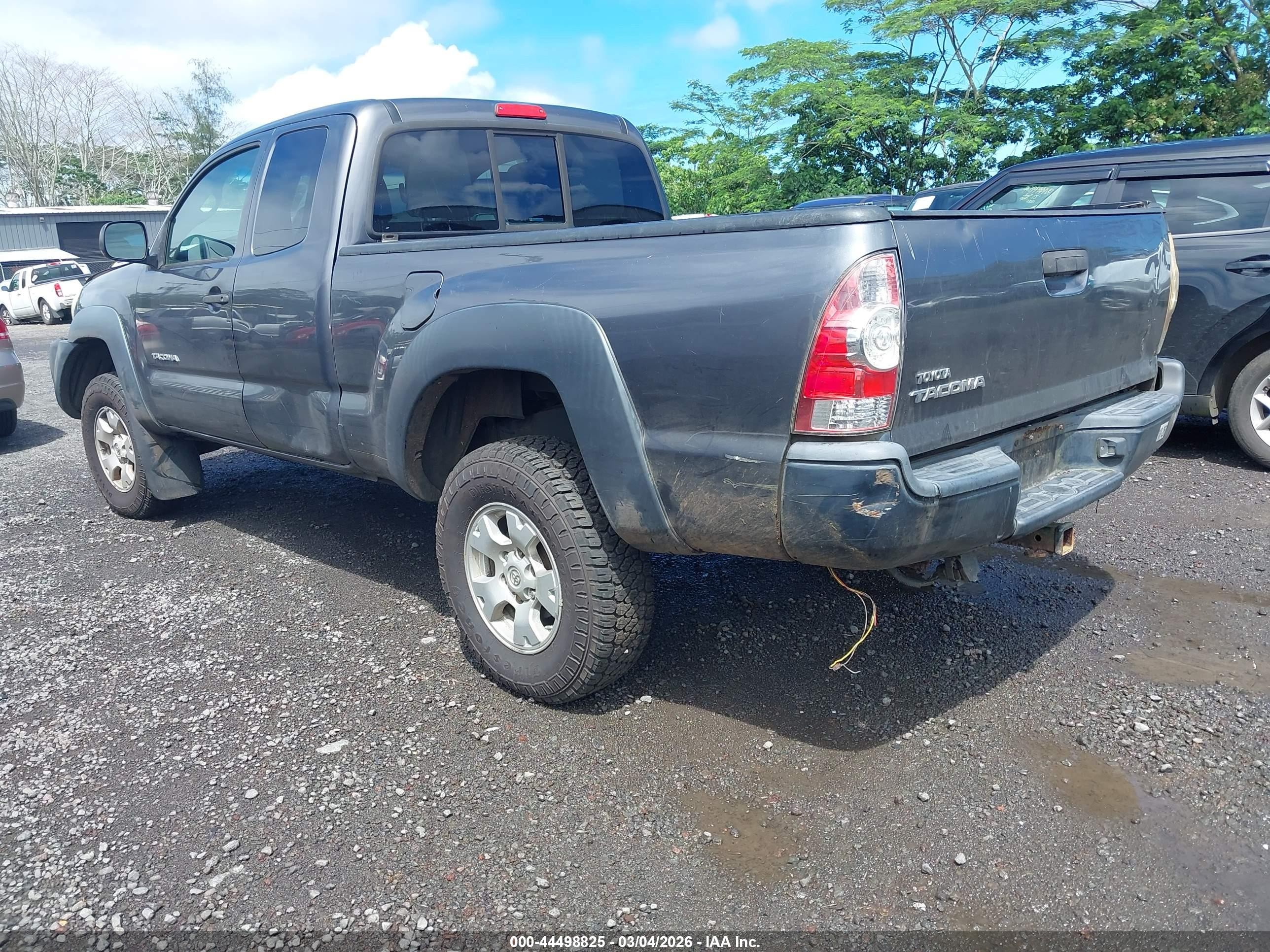 2011 Toyota Tacoma   Gray vin: 5TFUX4EN7BX004971