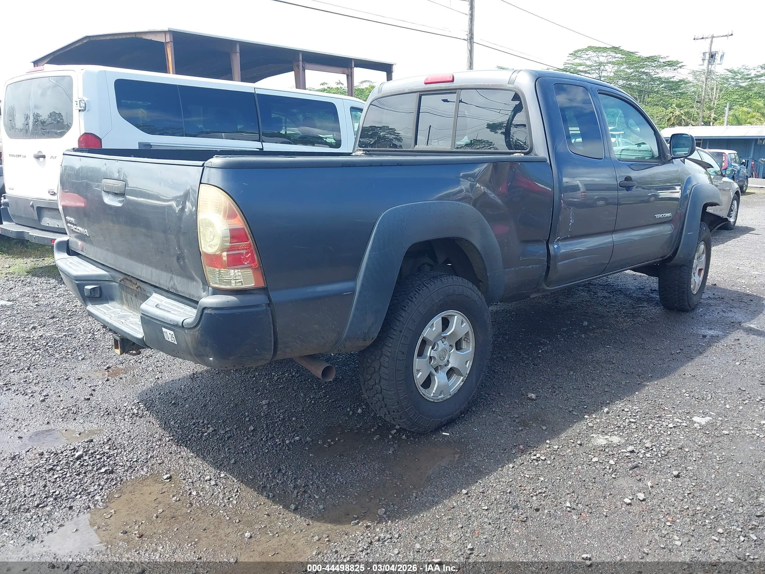 2011 Toyota Tacoma   Gray vin: 5TFUX4EN7BX004971