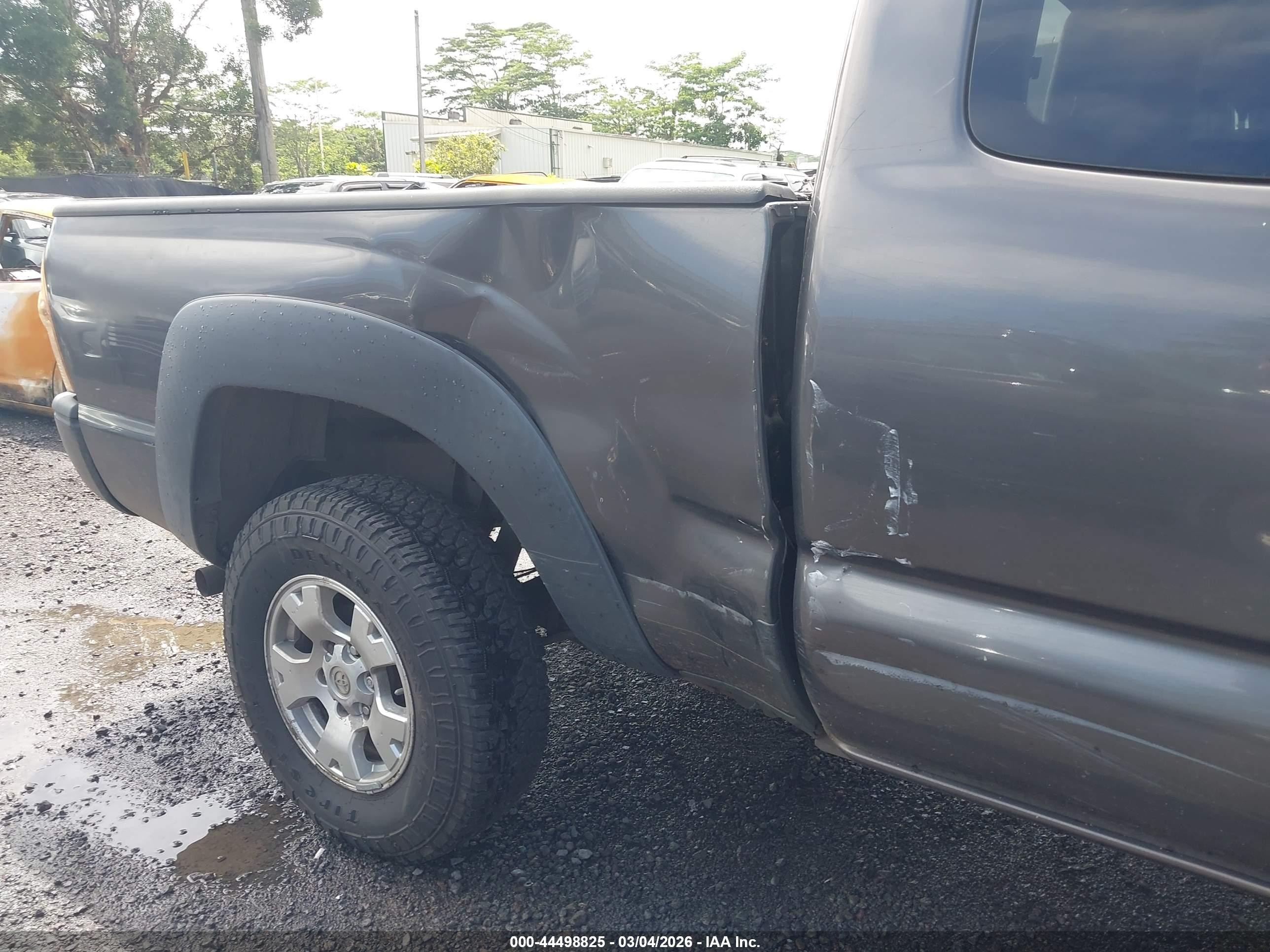 2011 Toyota Tacoma   Gray vin: 5TFUX4EN7BX004971