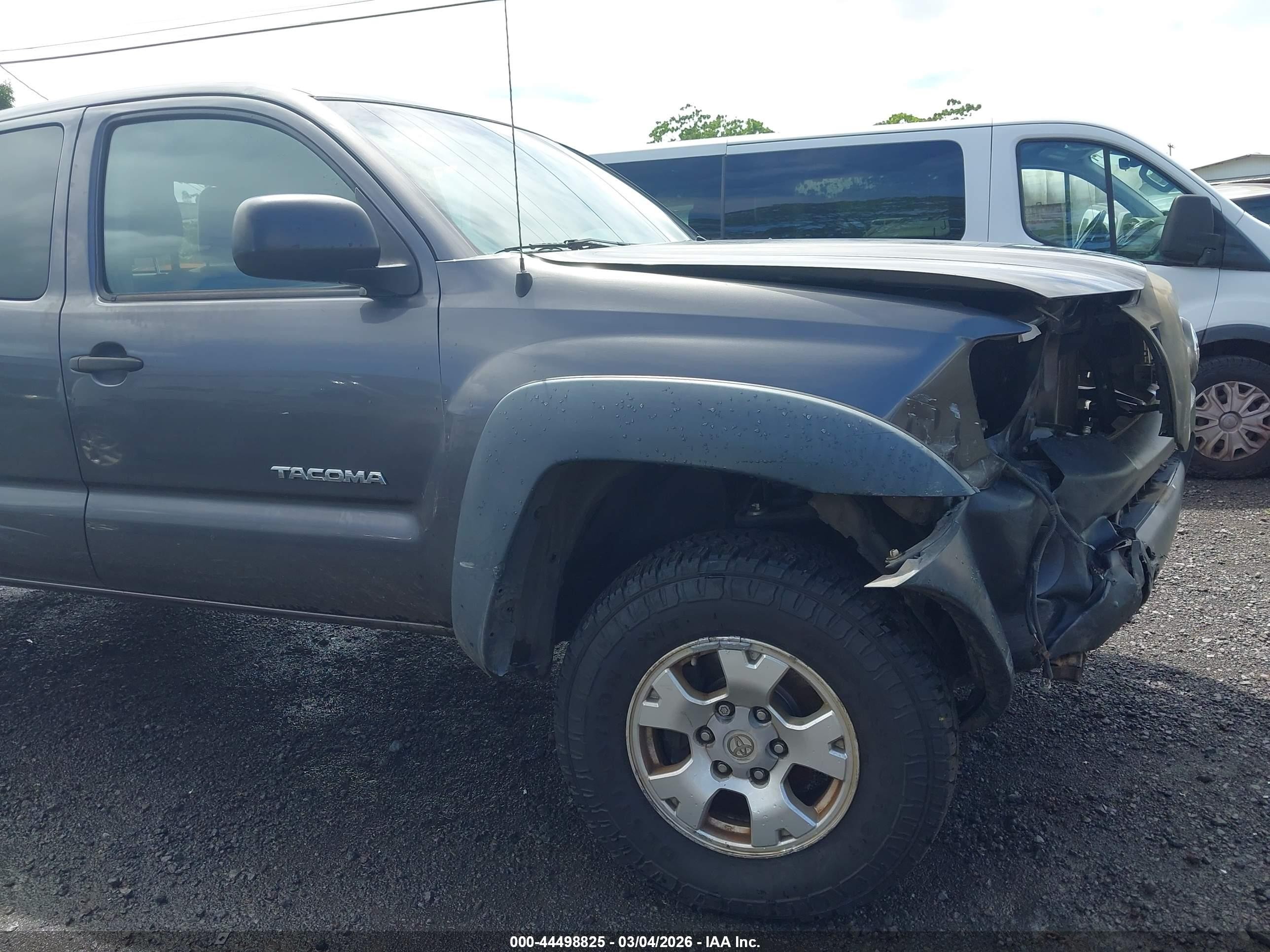 2011 Toyota Tacoma   Gray vin: 5TFUX4EN7BX004971