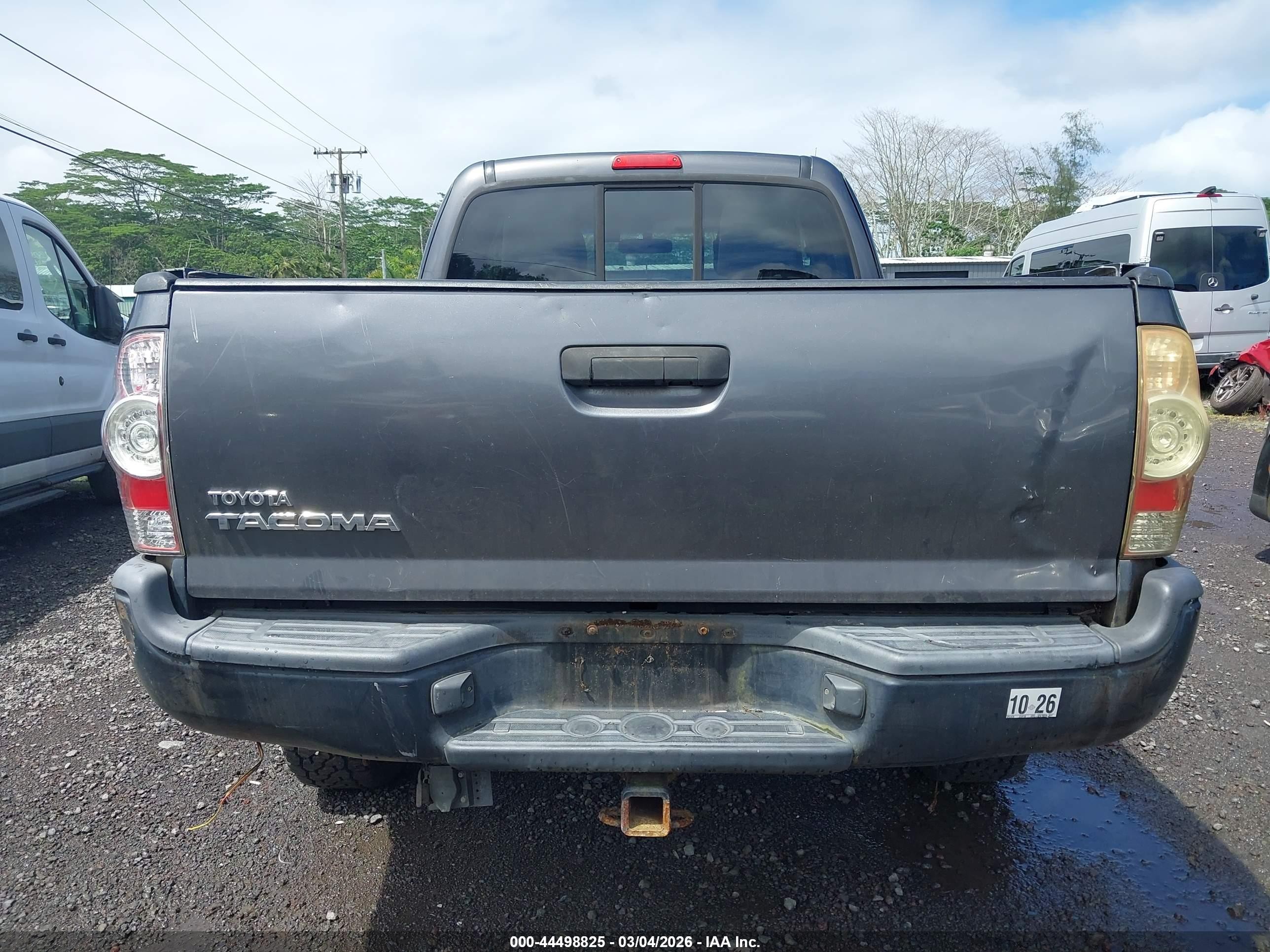 2011 Toyota Tacoma   Gray vin: 5TFUX4EN7BX004971