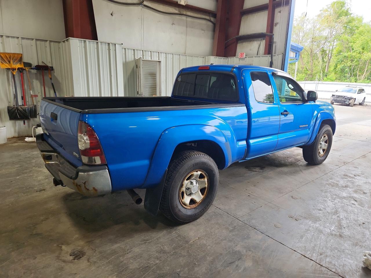 2011 Toyota Tacoma Base Blue vin: 5TFUX4EN7BX005067