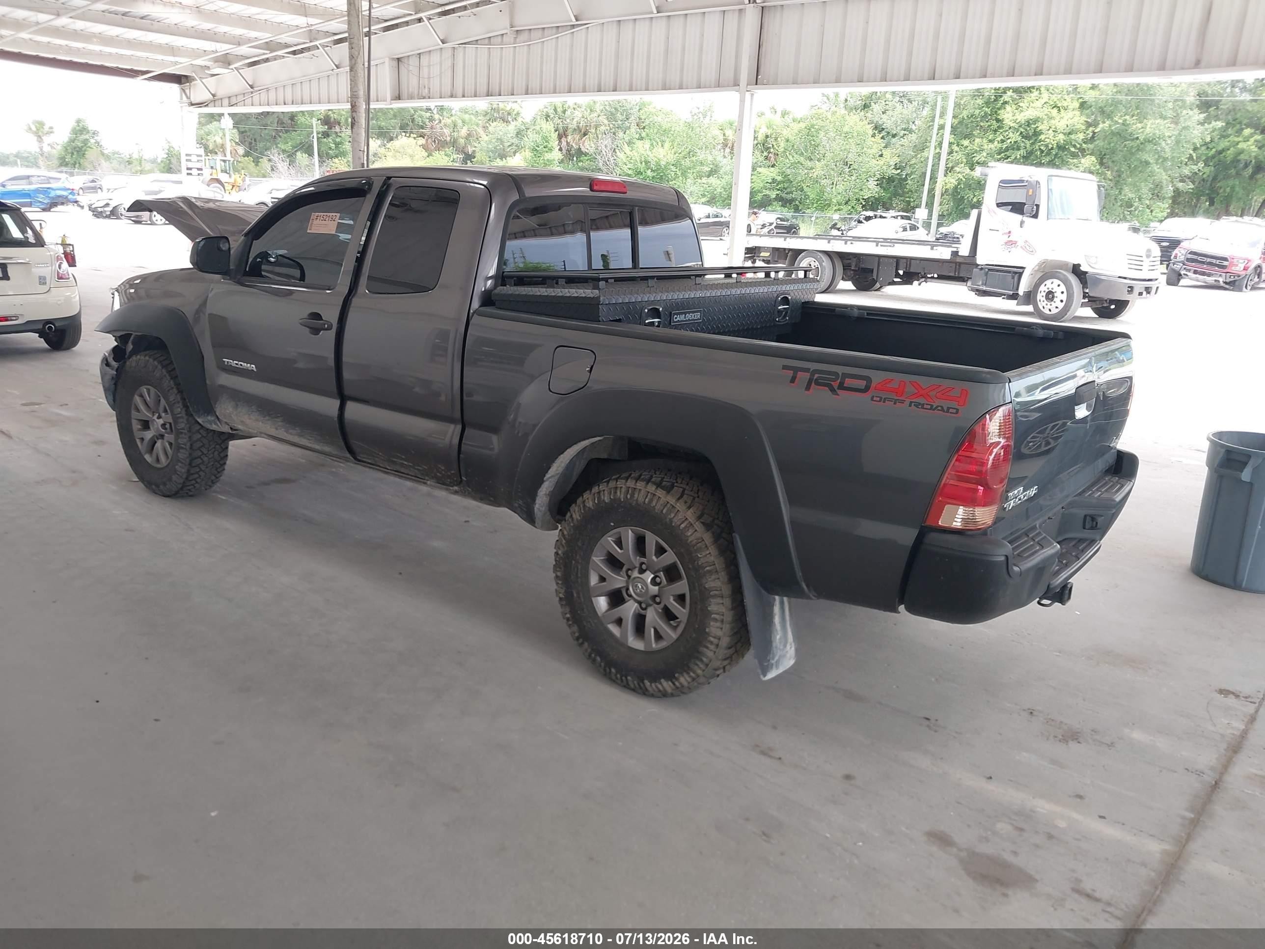 2015 Toyota Tacoma   Gray vin: 5TFUX4EN7FX036888