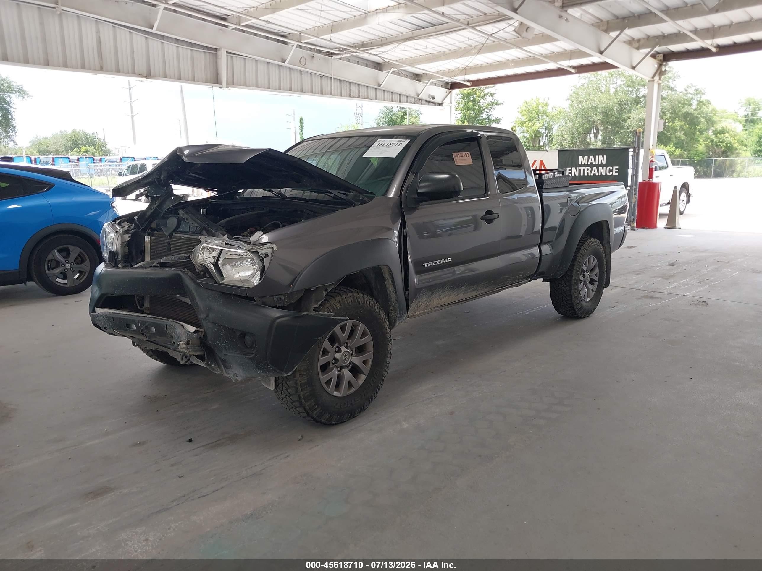 2015 Toyota Tacoma   Gray vin: 5TFUX4EN7FX036888