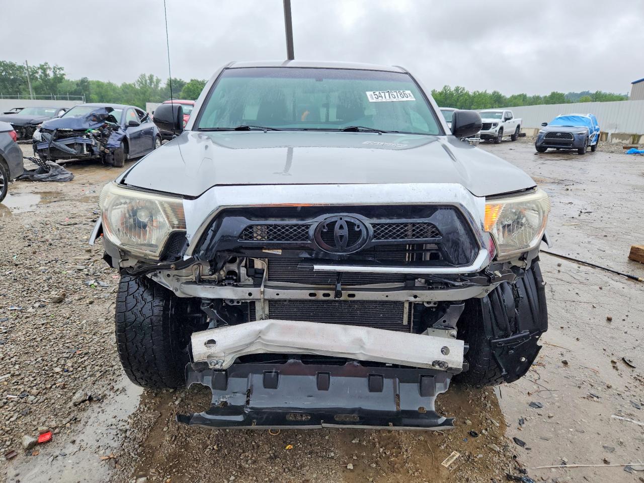 2015 Toyota Tacoma Access Cab Серебряный vin: 5TFUX4EN7FX039841