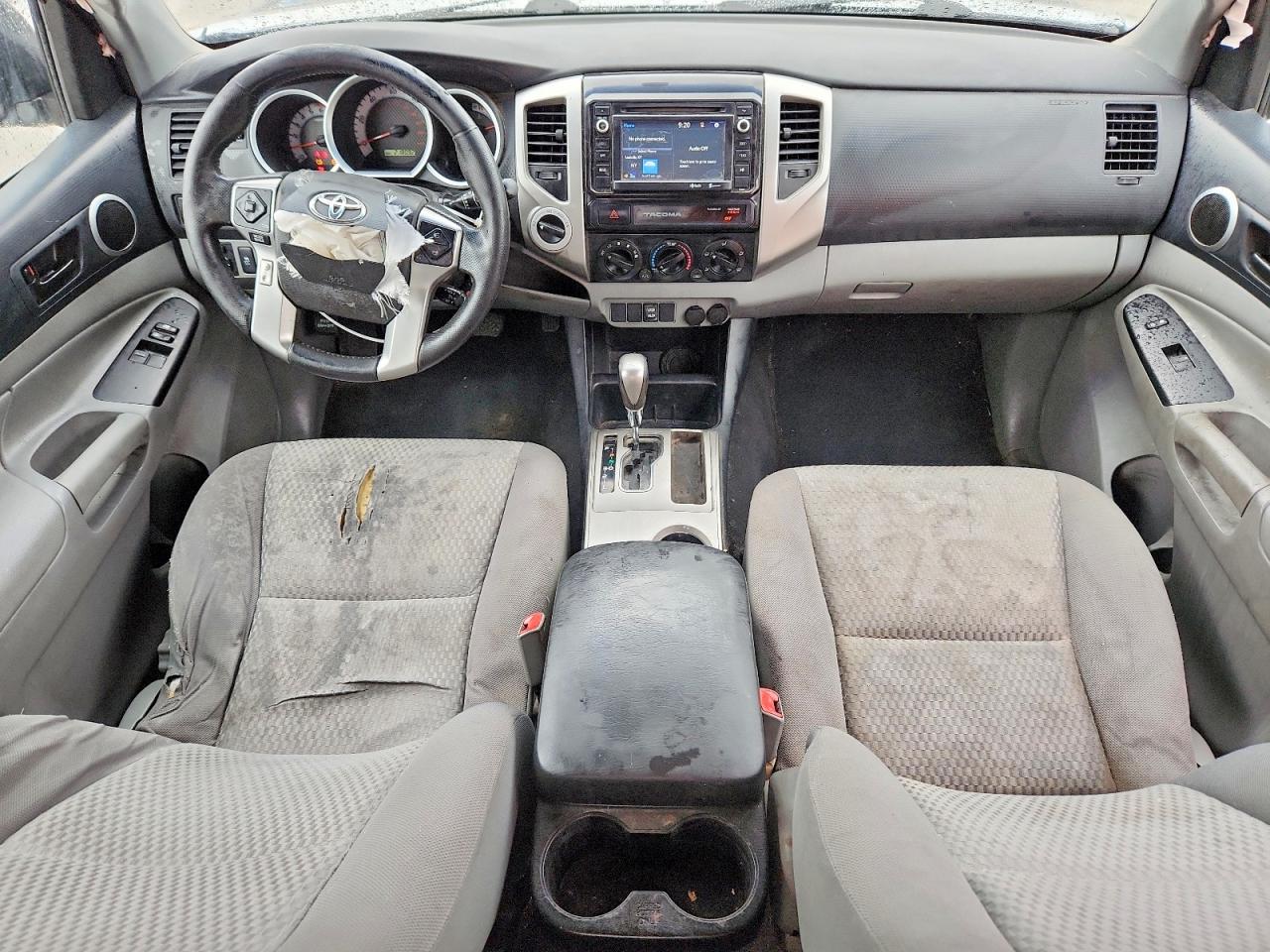 2015 Toyota Tacoma Access Cab Серебряный vin: 5TFUX4EN7FX039841