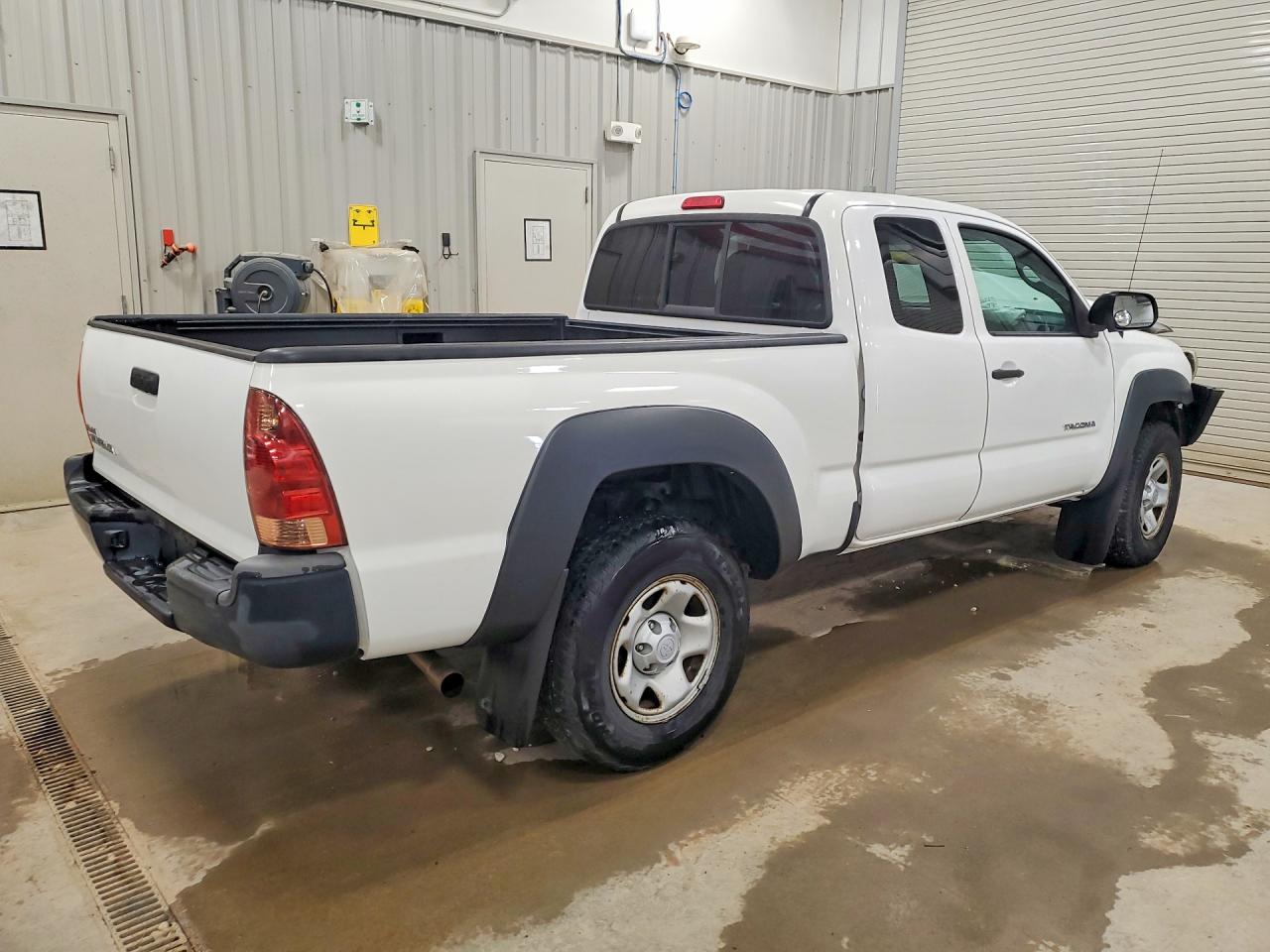 2012 Toyota Tacoma Base White vin: 5TFUX4EN8CX013616