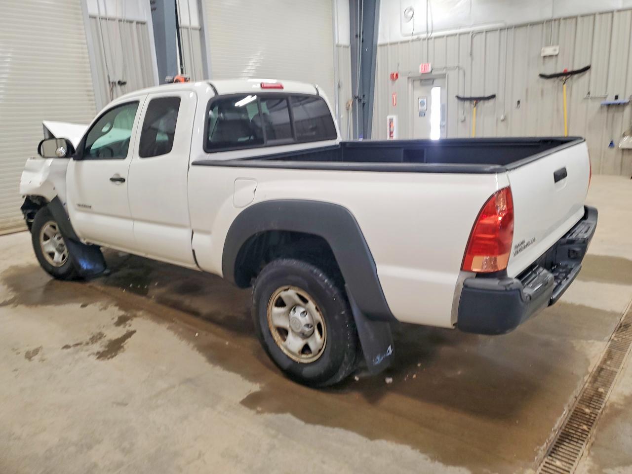 2012 Toyota Tacoma Base White vin: 5TFUX4EN8CX013616