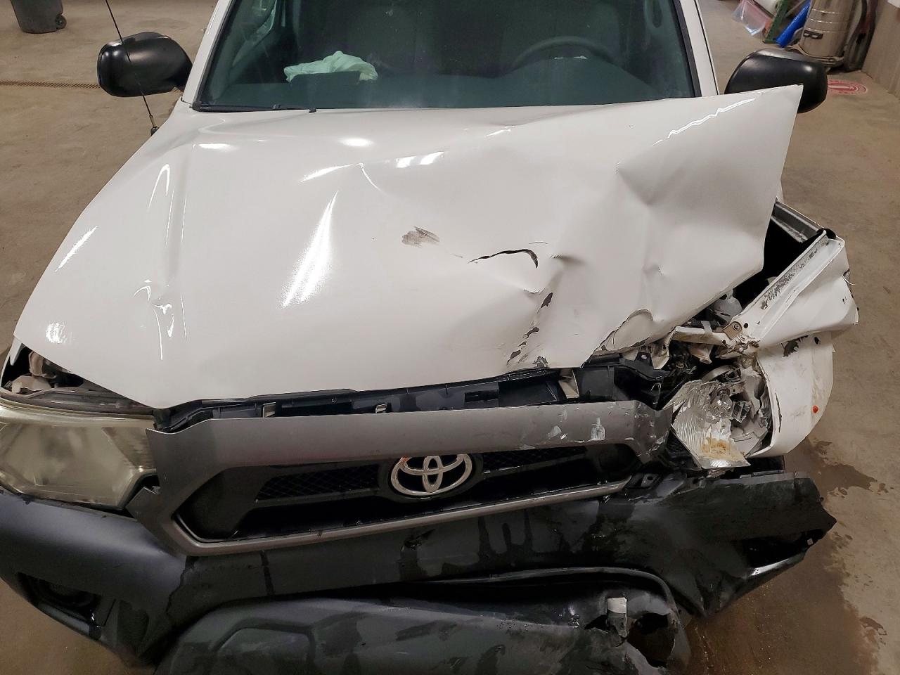 2012 Toyota Tacoma Base White vin: 5TFUX4EN8CX013616