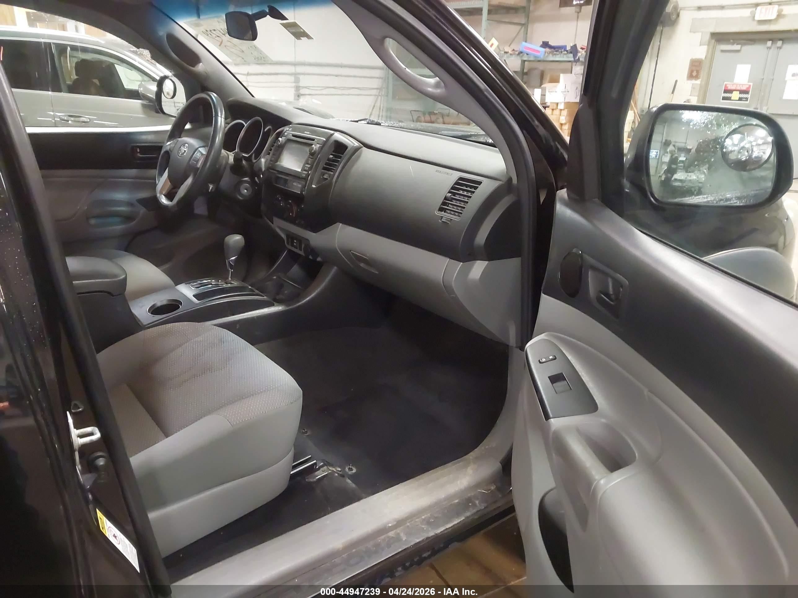 2013 Toyota Tacoma   Black vin: 5TFUX4EN9DX017840