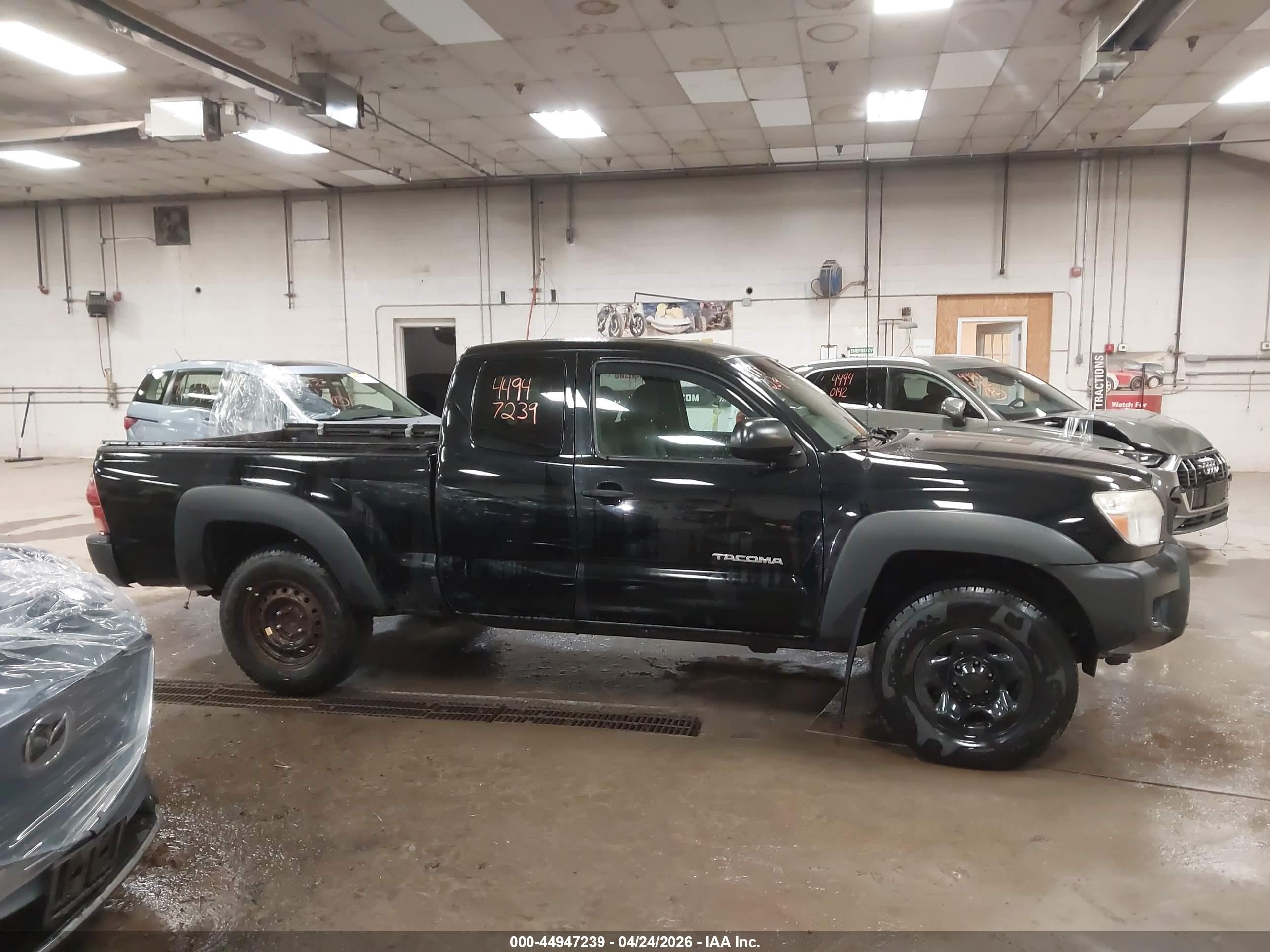 2013 Toyota Tacoma   Black vin: 5TFUX4EN9DX017840