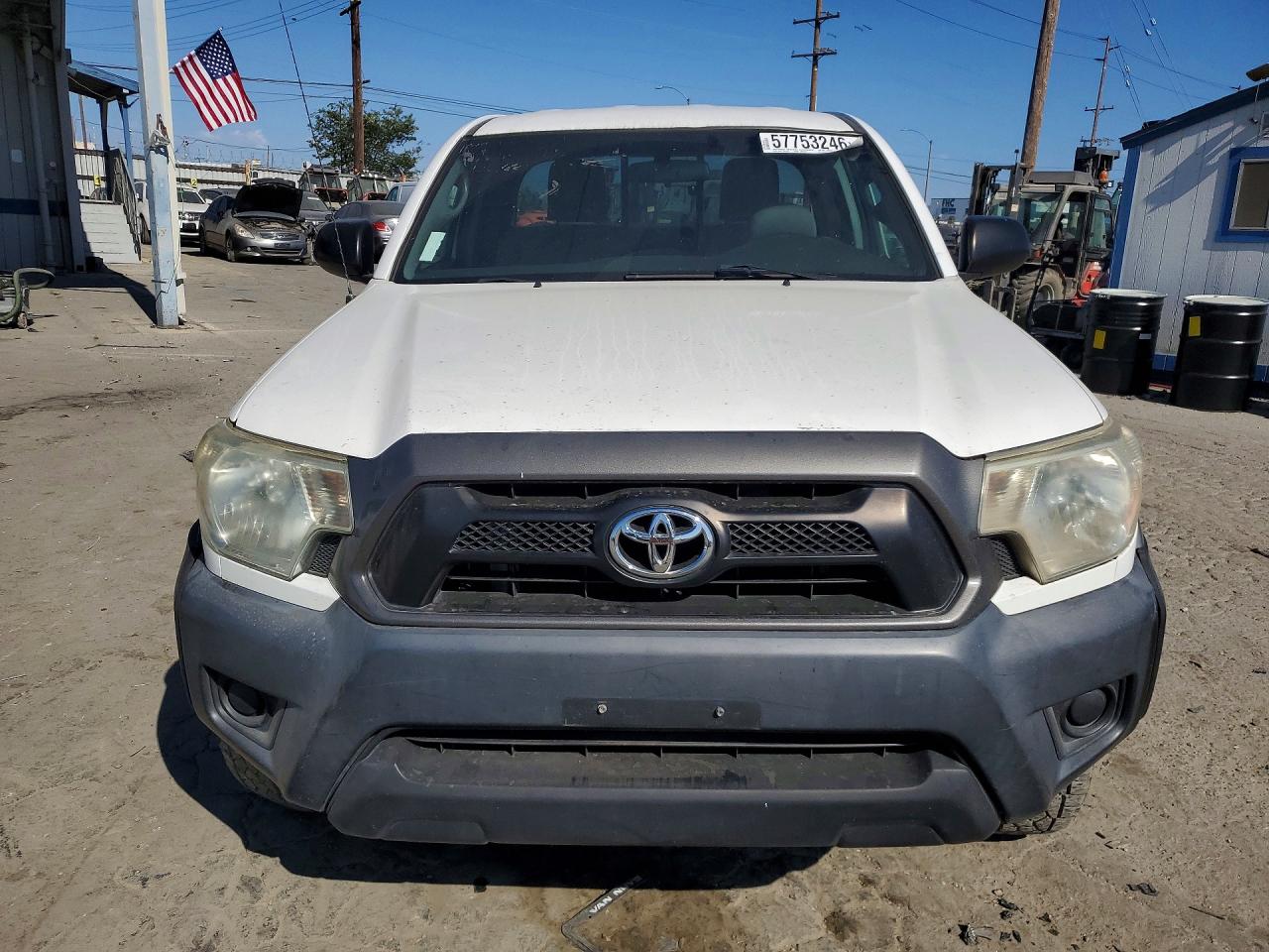 2014 Toyota Tacoma Access Cab Белый vin: 5TFUX4EN9EX025048