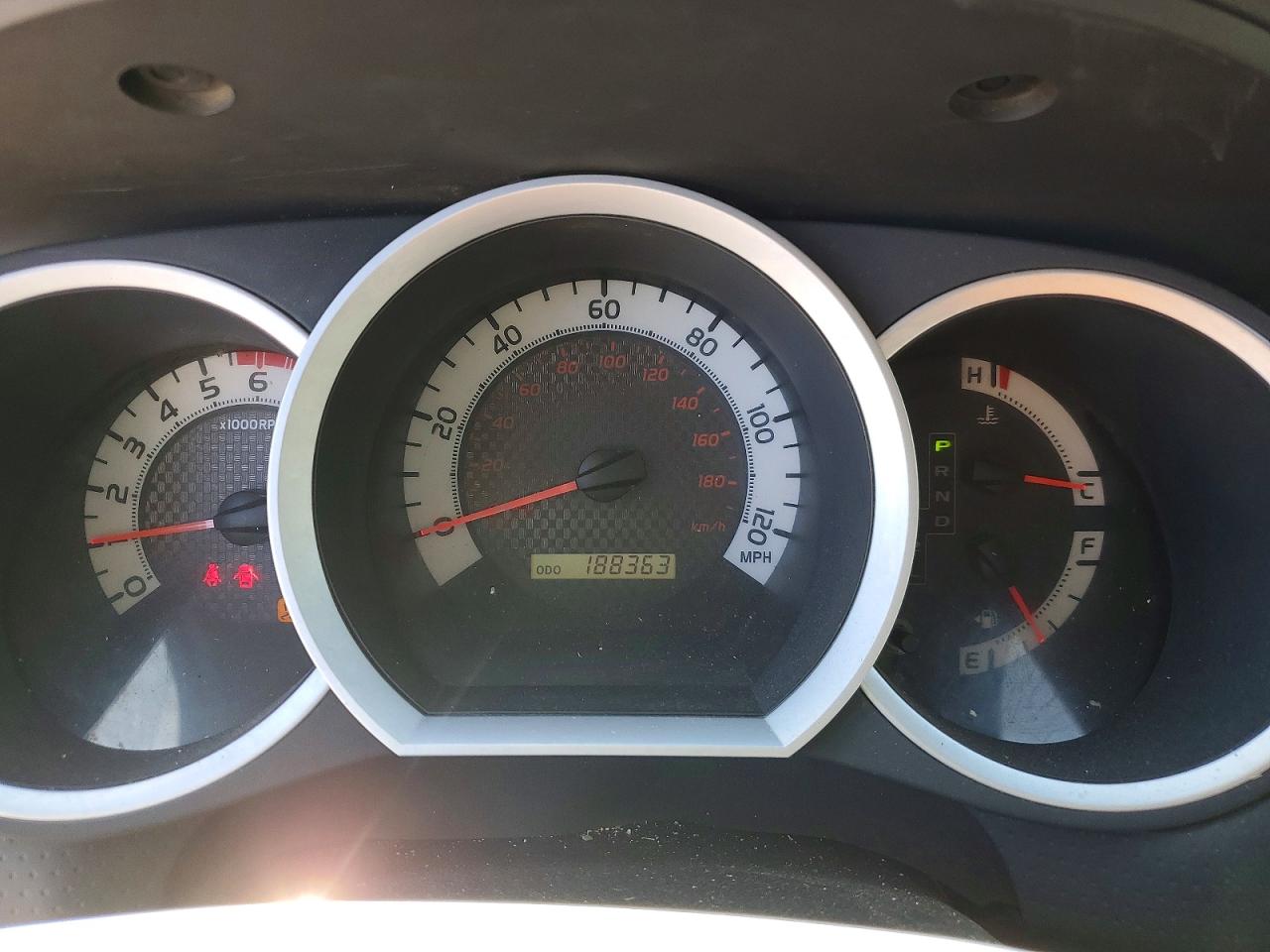 2014 Toyota Tacoma Access Cab Белый vin: 5TFUX4EN9EX025048