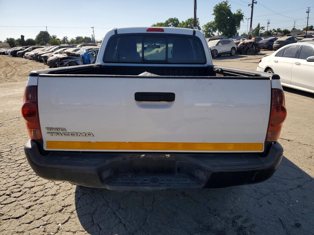 2014 Toyota Tacoma Access Cab Белый vin: 5TFUX4EN9EX025048