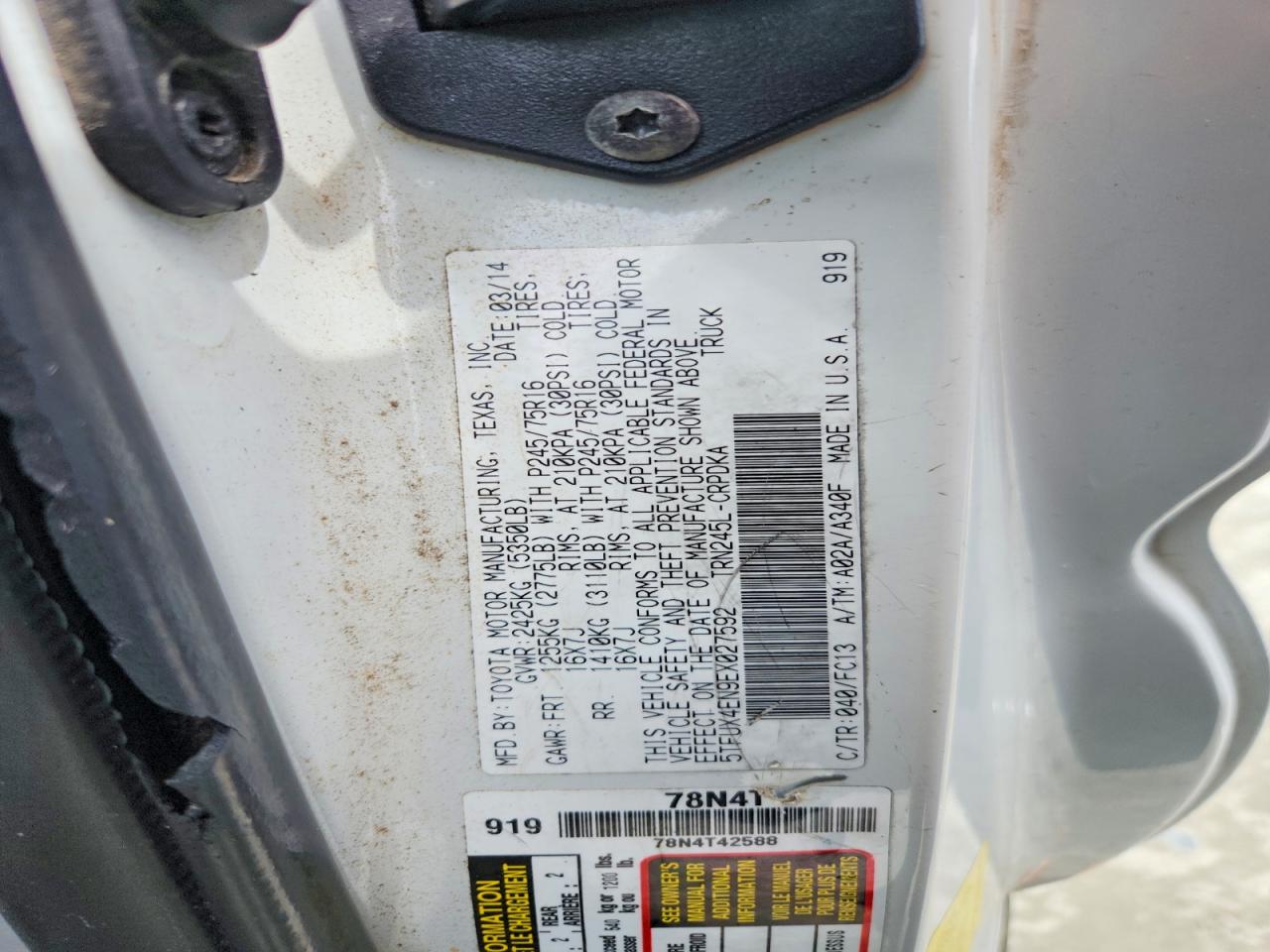 2014 Toyota Tacoma Access Cab White vin: 5TFUX4EN9EX027592