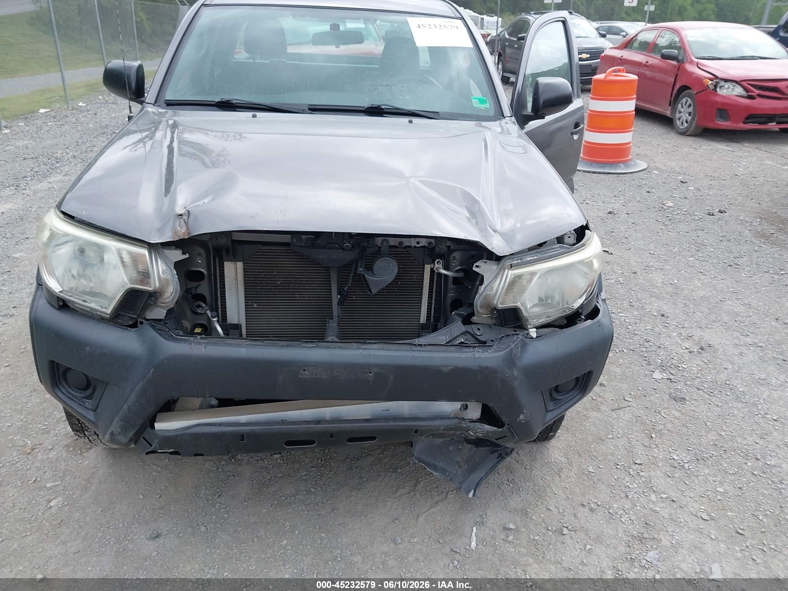 2015 Toyota Tacoma   Серый vin: 5TFUX4EN9FX031434