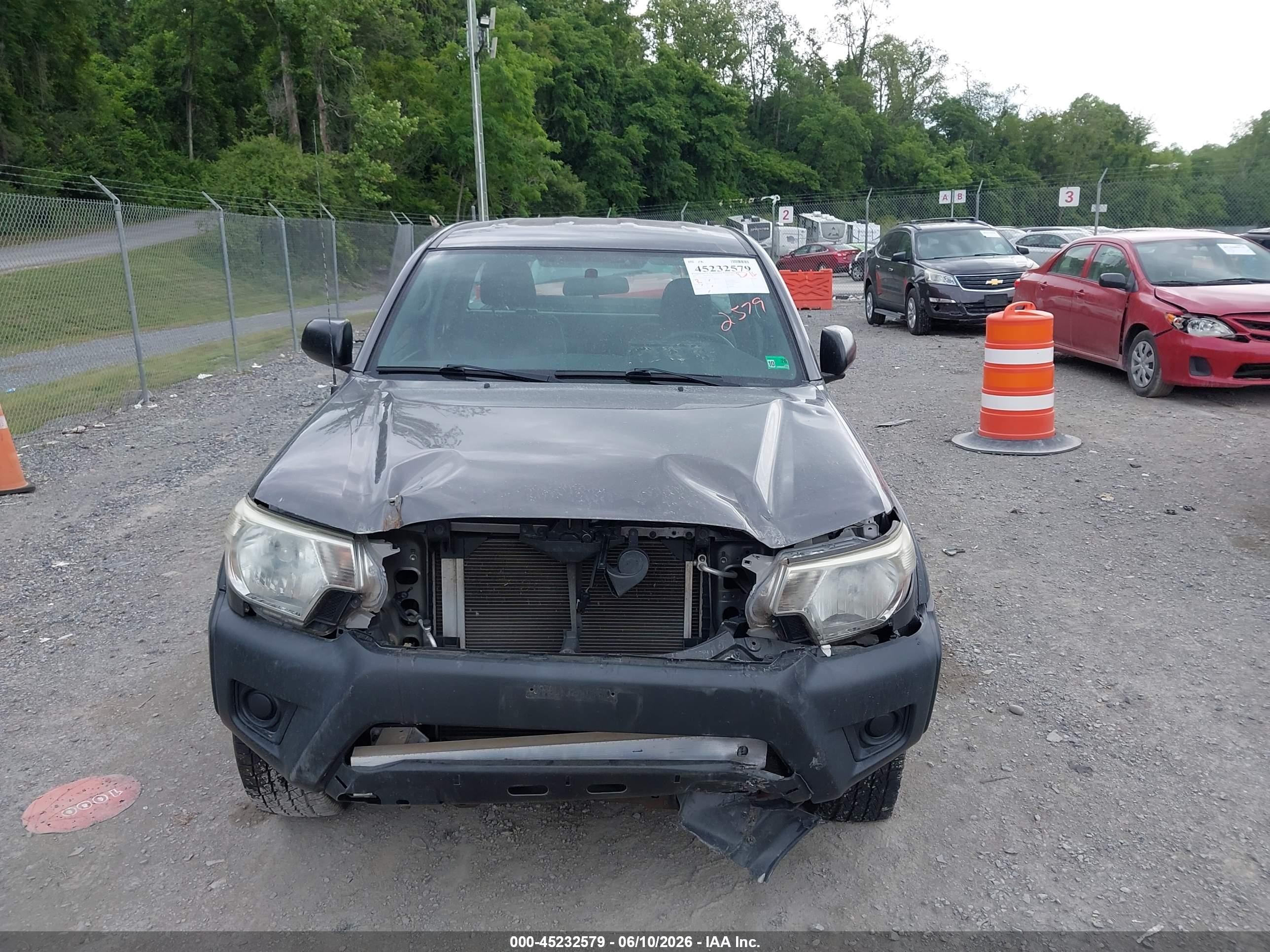 2015 Toyota Tacoma   Серый vin: 5TFUX4EN9FX031434