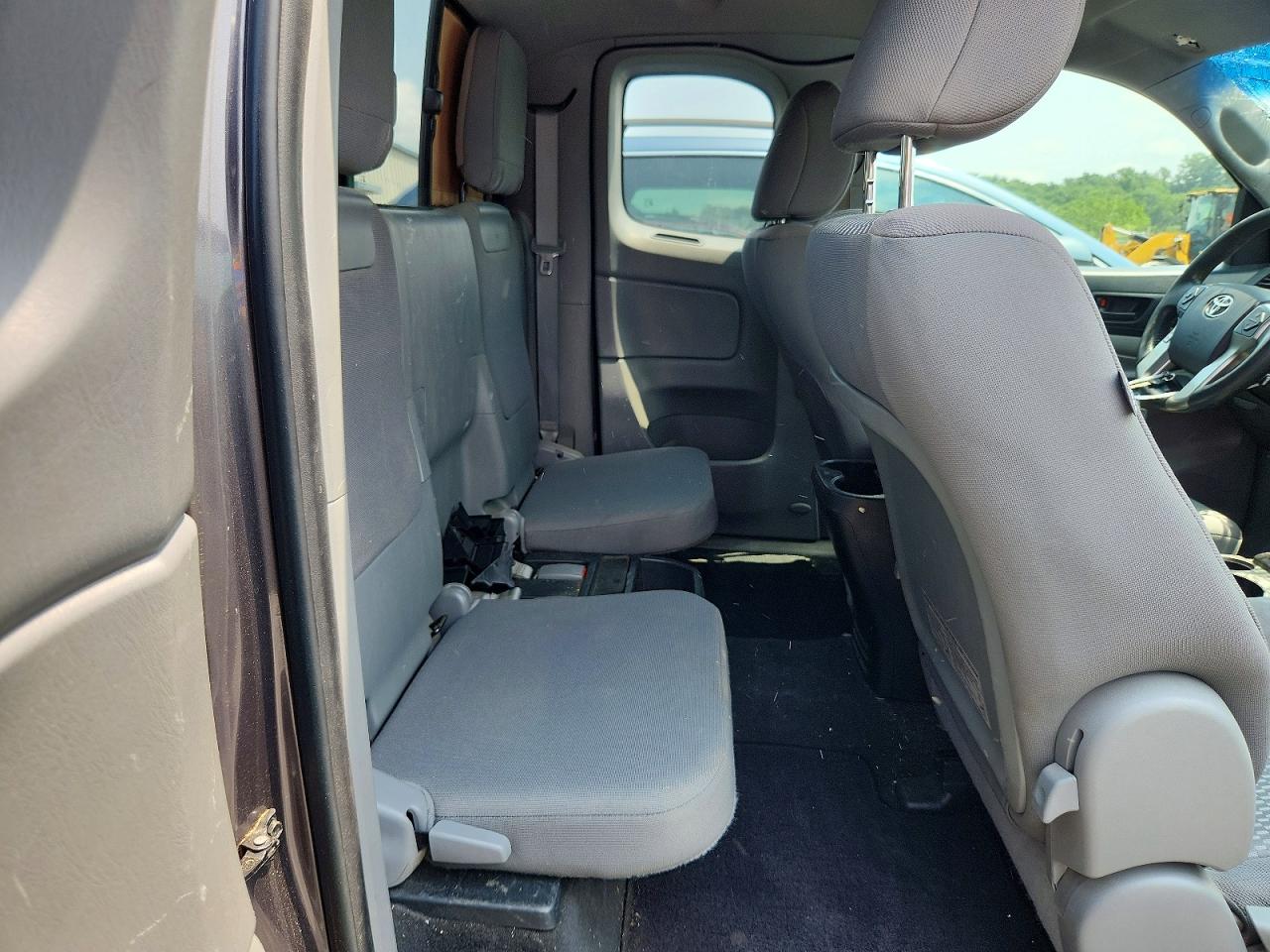 2015 Toyota Tacoma Base Gray vin: 5TFUX4EN9FX032373