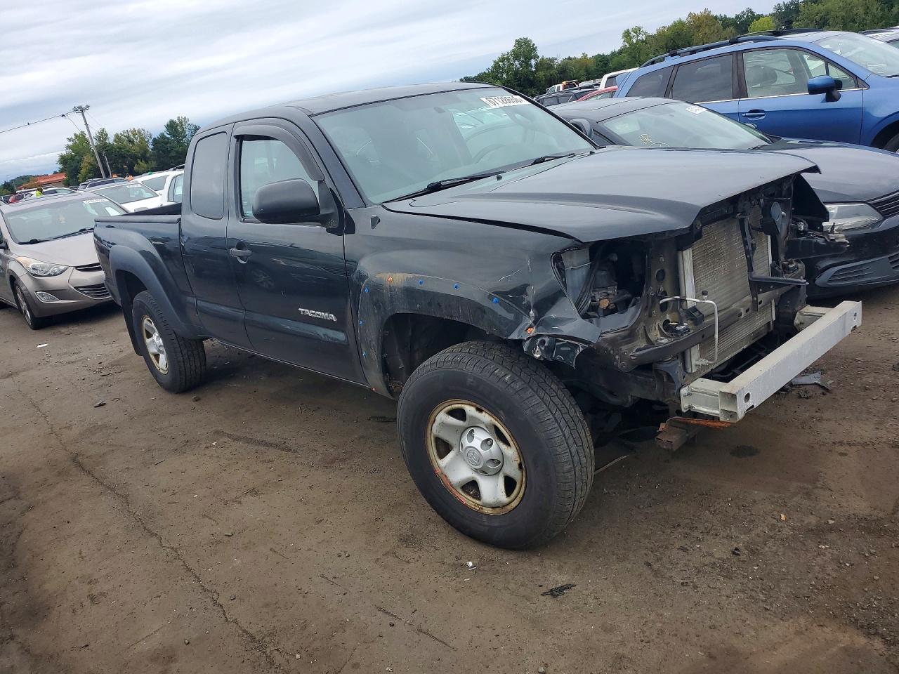 2015 Toyota Tacoma Base Black vin: 5TFUX4EN9FX033748