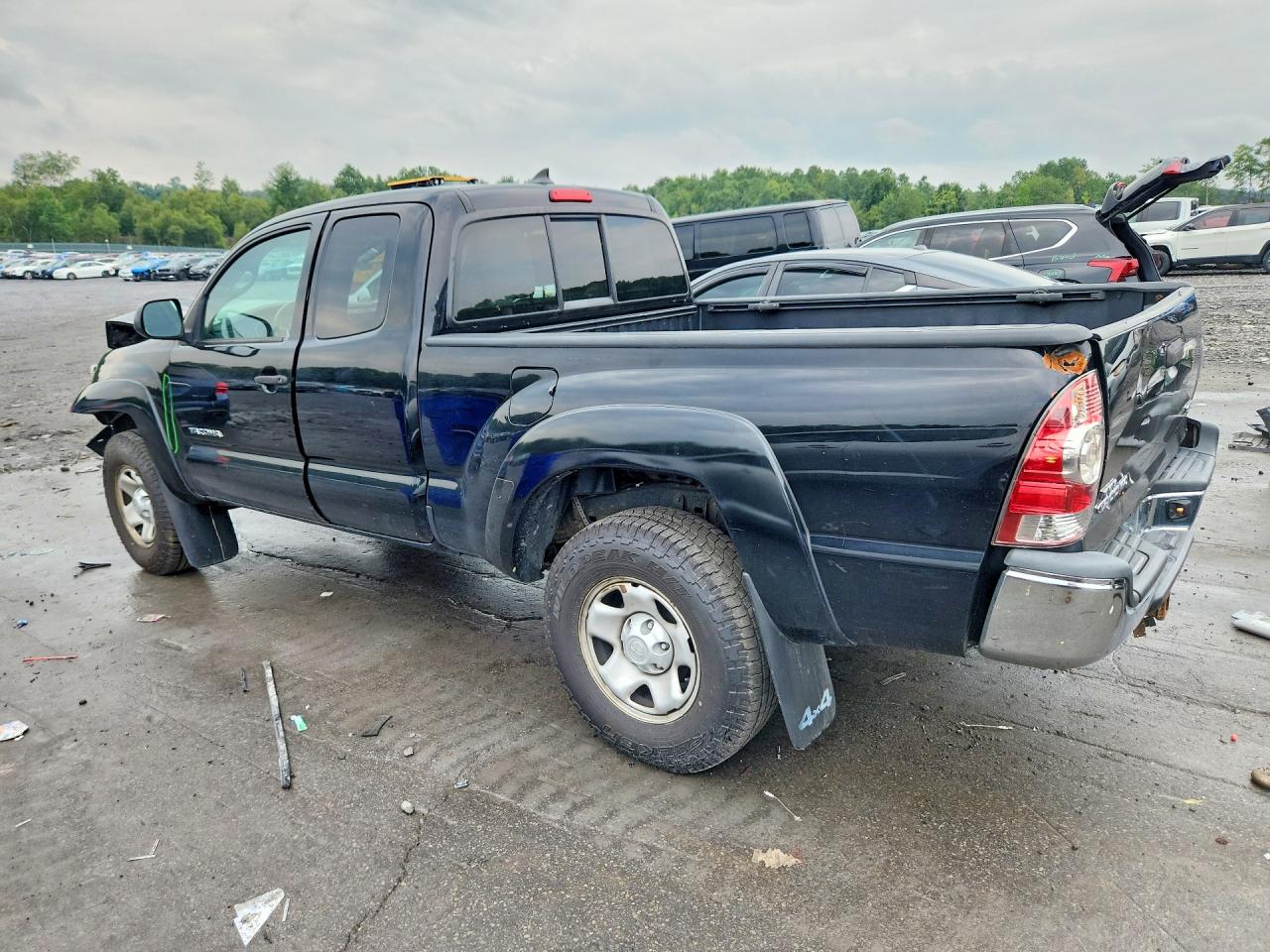 2015 Toyota Tacoma Base Black vin: 5TFUX4EN9FX033927