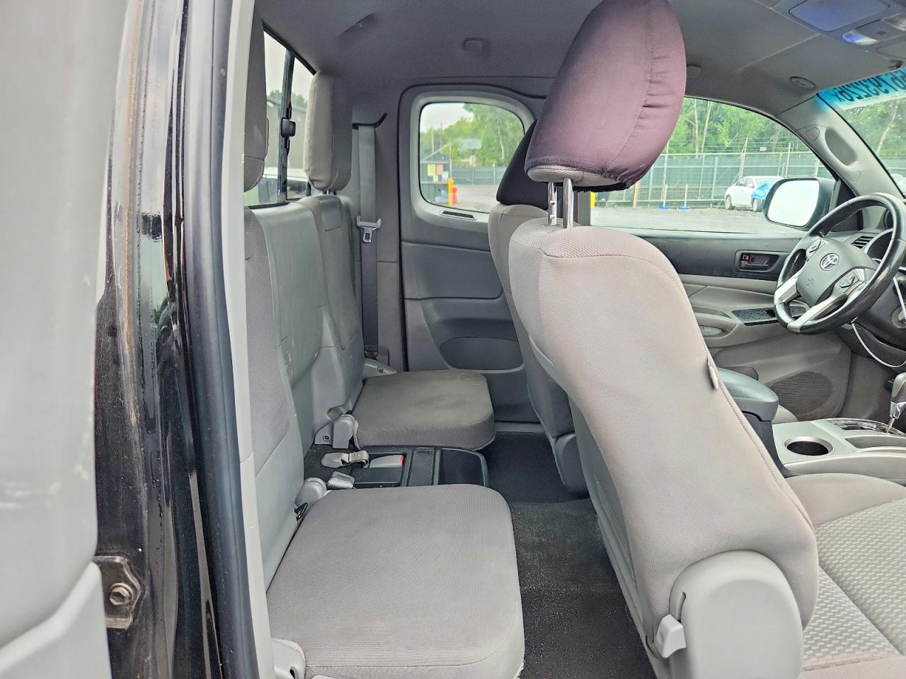 2015 Toyota Tacoma Base Black vin: 5TFUX4EN9FX033927