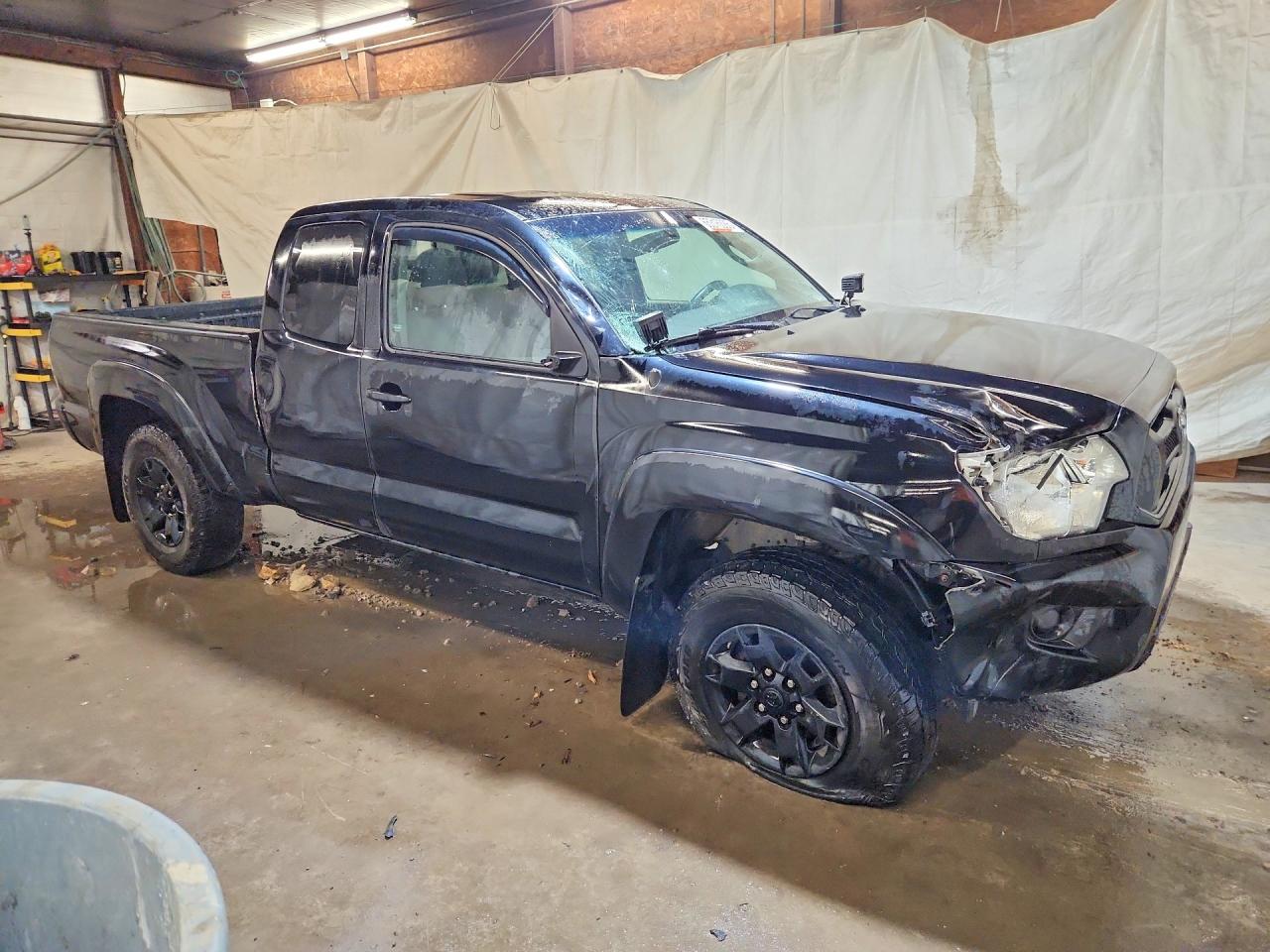 2015 Toyota Tacoma Base Black vin: 5TFUX4EN9FX035595