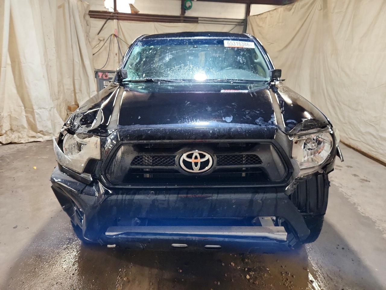 2015 Toyota Tacoma Base Black vin: 5TFUX4EN9FX035595