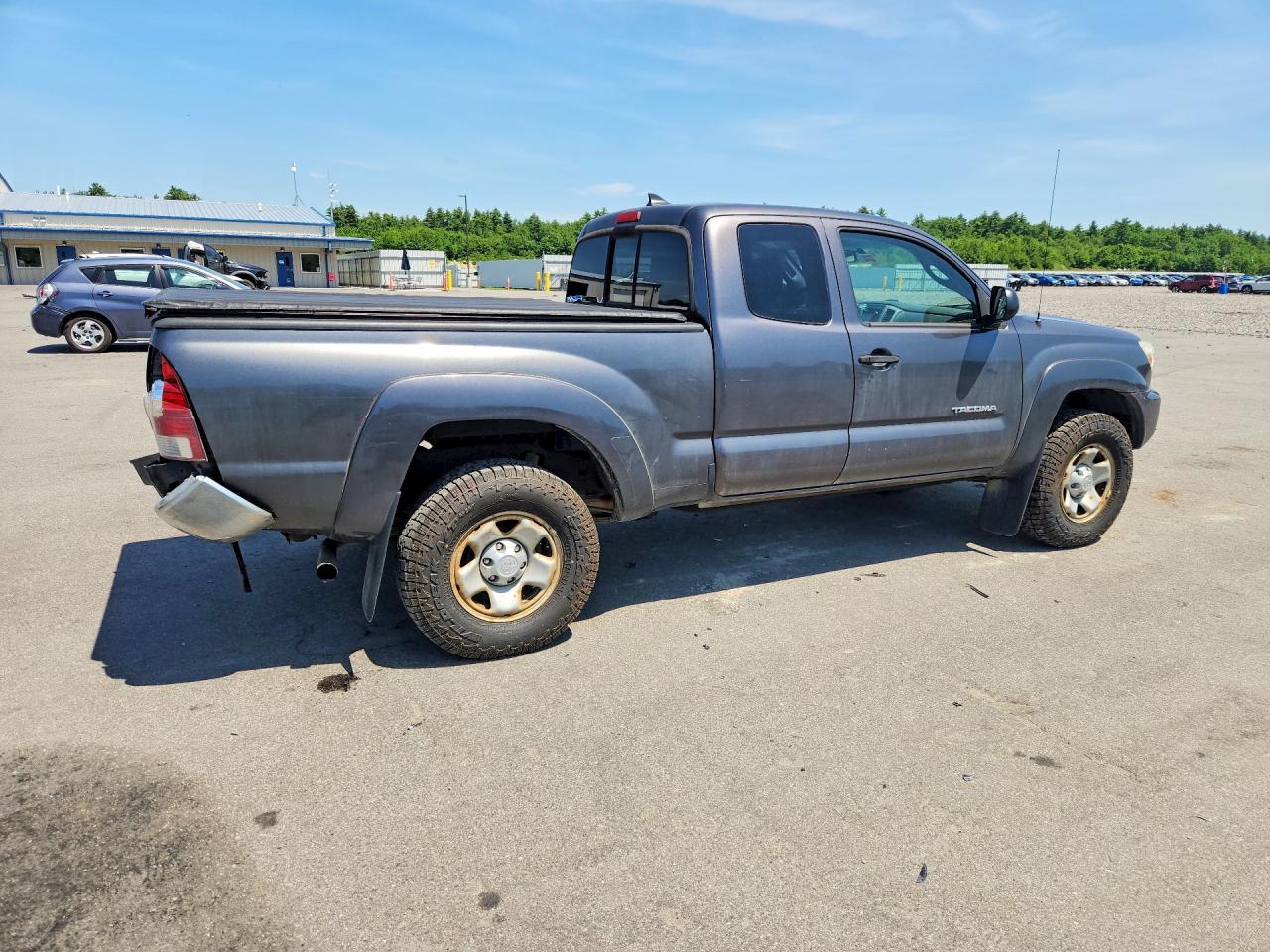 2014 Toyota Tacoma Access Cab Gray vin: 5TFUX4ENXEX028914