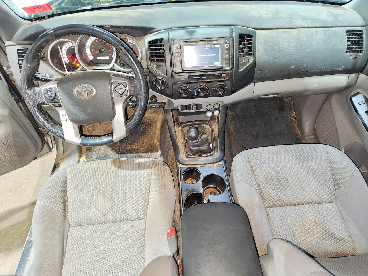2015 Toyota Tacoma Access Cab Silver vin: 5TFUX4ENXFX038747
