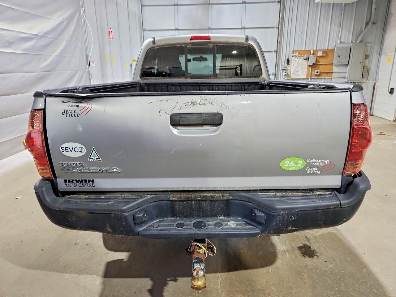 2015 Toyota Tacoma Access Cab Silver vin: 5TFUX4ENXFX038747