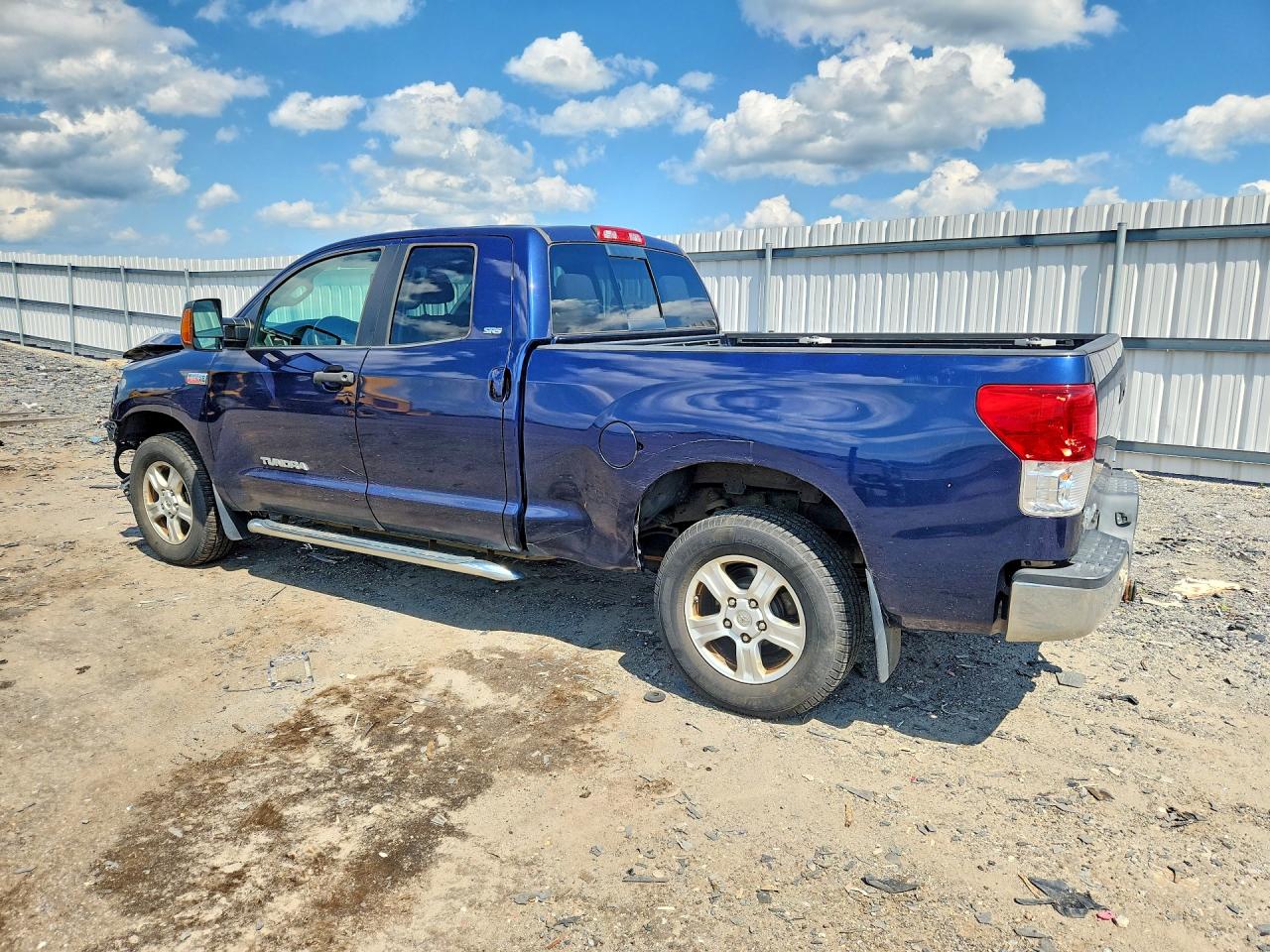 2010 Toyota Tundra Double Cab Sr5 Blue vin: 5TFUY5F10AX103399
