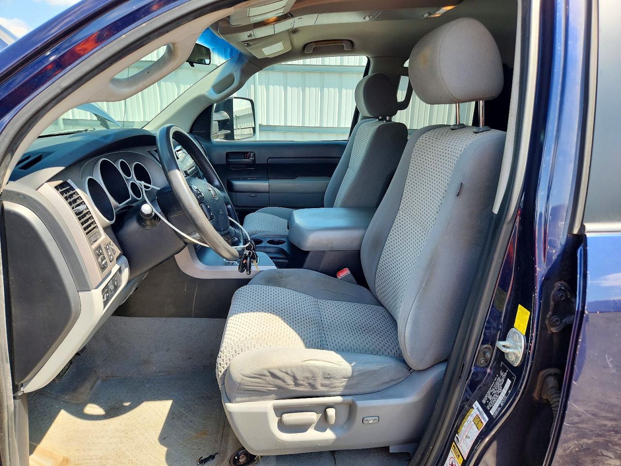 2010 Toyota Tundra Double Cab Sr5 Blue vin: 5TFUY5F10AX103399
