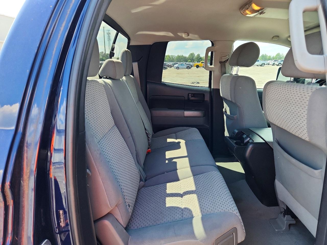 2010 Toyota Tundra Double Cab Sr5 Blue vin: 5TFUY5F10AX103399